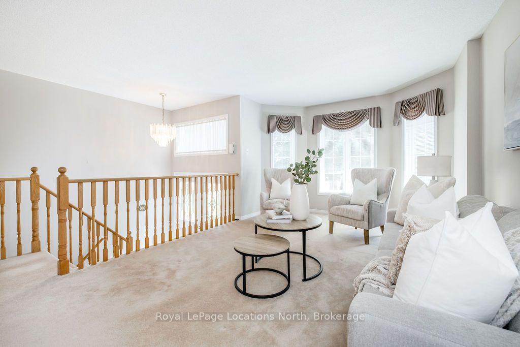 Photo 6 of 31 Brouwer Crescent, Wasaga Beach — HOMEH