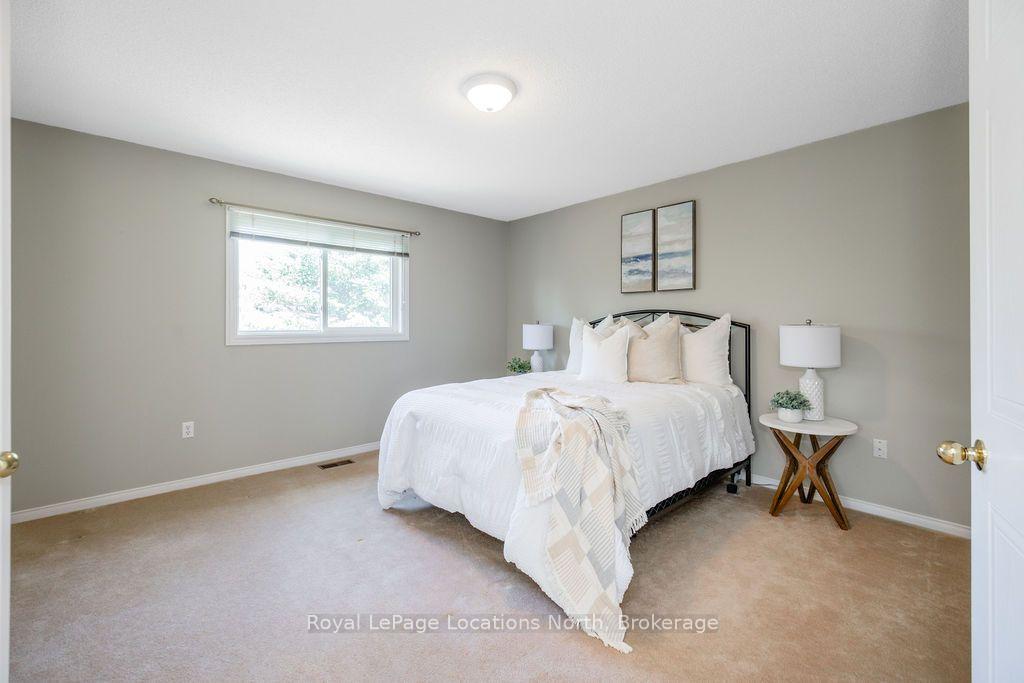 Photo 14 of 31 Brouwer Crescent, Wasaga Beach — HOMEH
