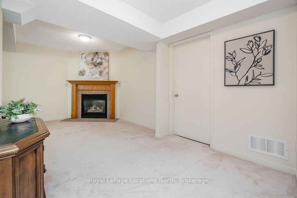 Photo 17 of 31 Brouwer Crescent, Wasaga Beach — HOMEH