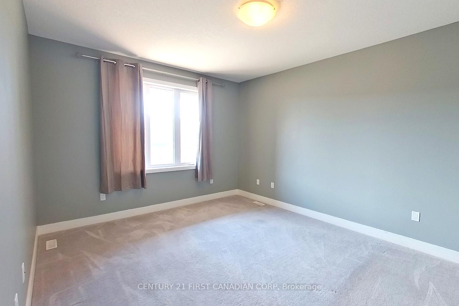 Photo 6 of Unit 98, 1375 Whetherfield Street, London, North M — HOMEH