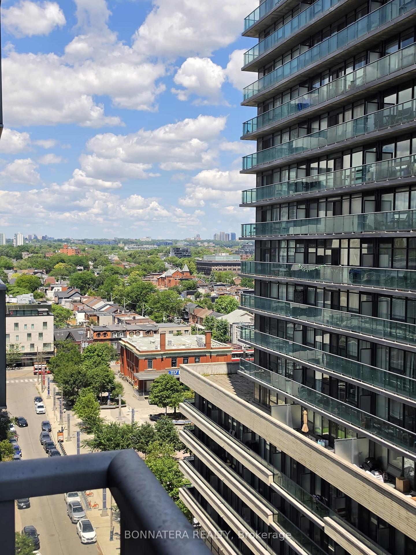 Photo 10 of Unit 1210, 150 Sudbury Street, Toronto, Little Portugal — HOMEH