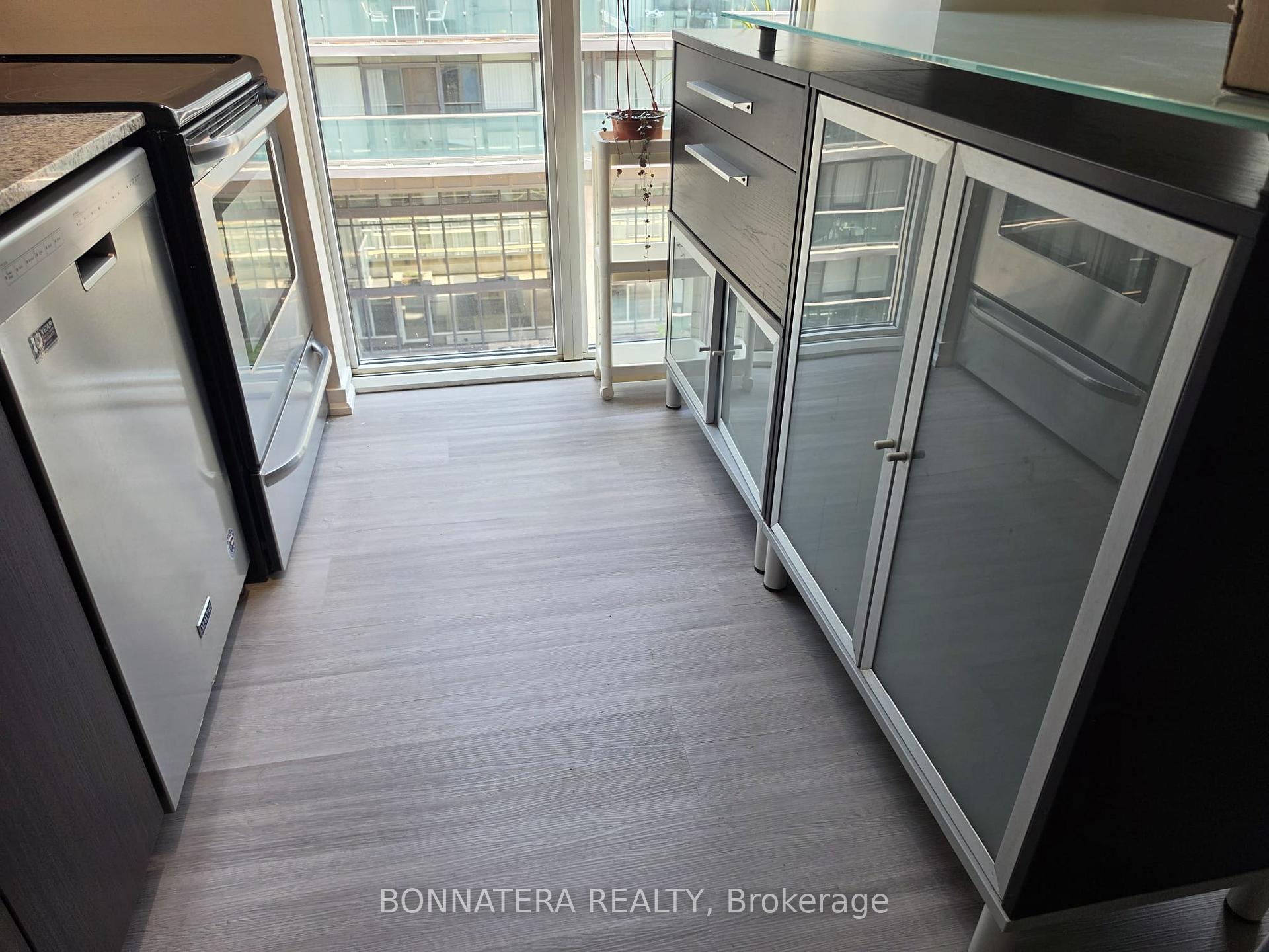 Photo 13 of Unit 1210, 150 Sudbury Street, Toronto, Little Portugal — HOMEH