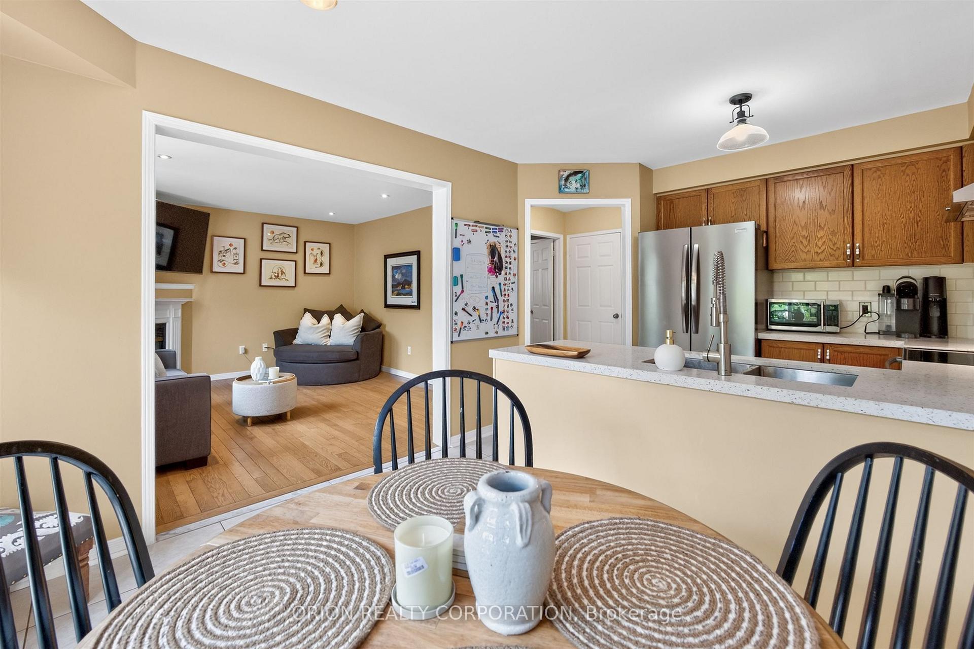 Photo 3 of 43 Lighthouse Street, Whitby, Port Whitby — HOMEH