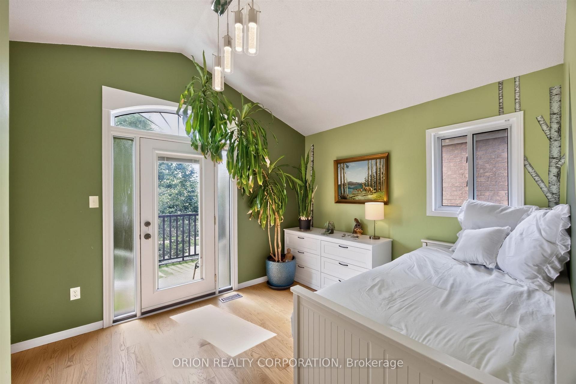 Photo 4 of 43 Lighthouse Street, Whitby, Port Whitby — HOMEH