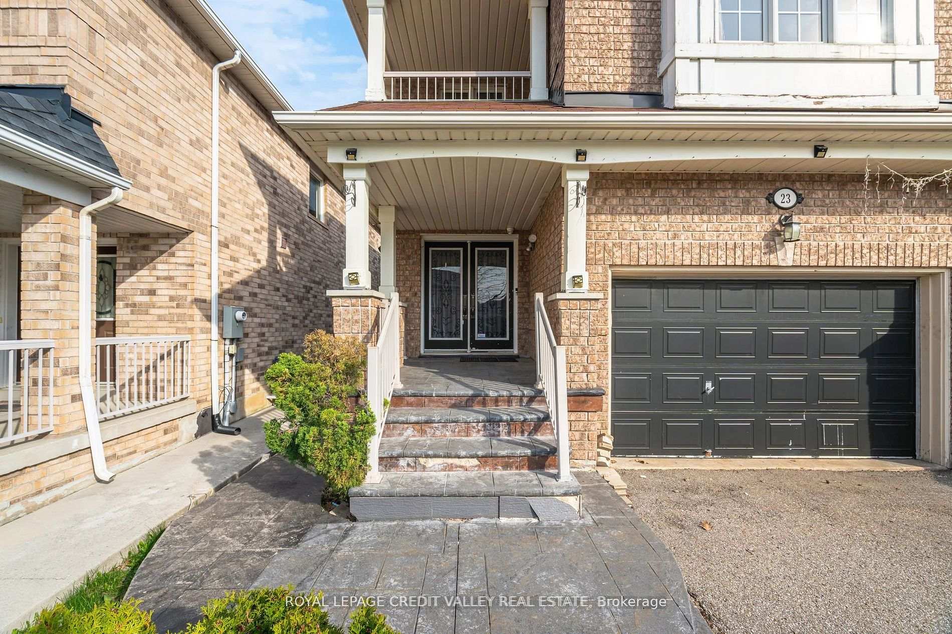 Photo 7 of 23 Capistro Street, Brampton, Fletcher's Meadow — HOMEH