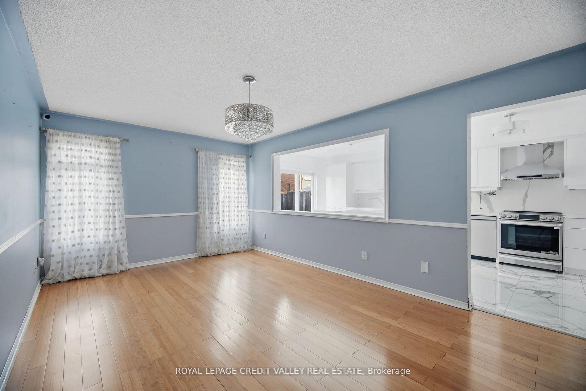 Photo 33 of 23 Capistro Street, Brampton, Fletcher's Meadow — HOMEH