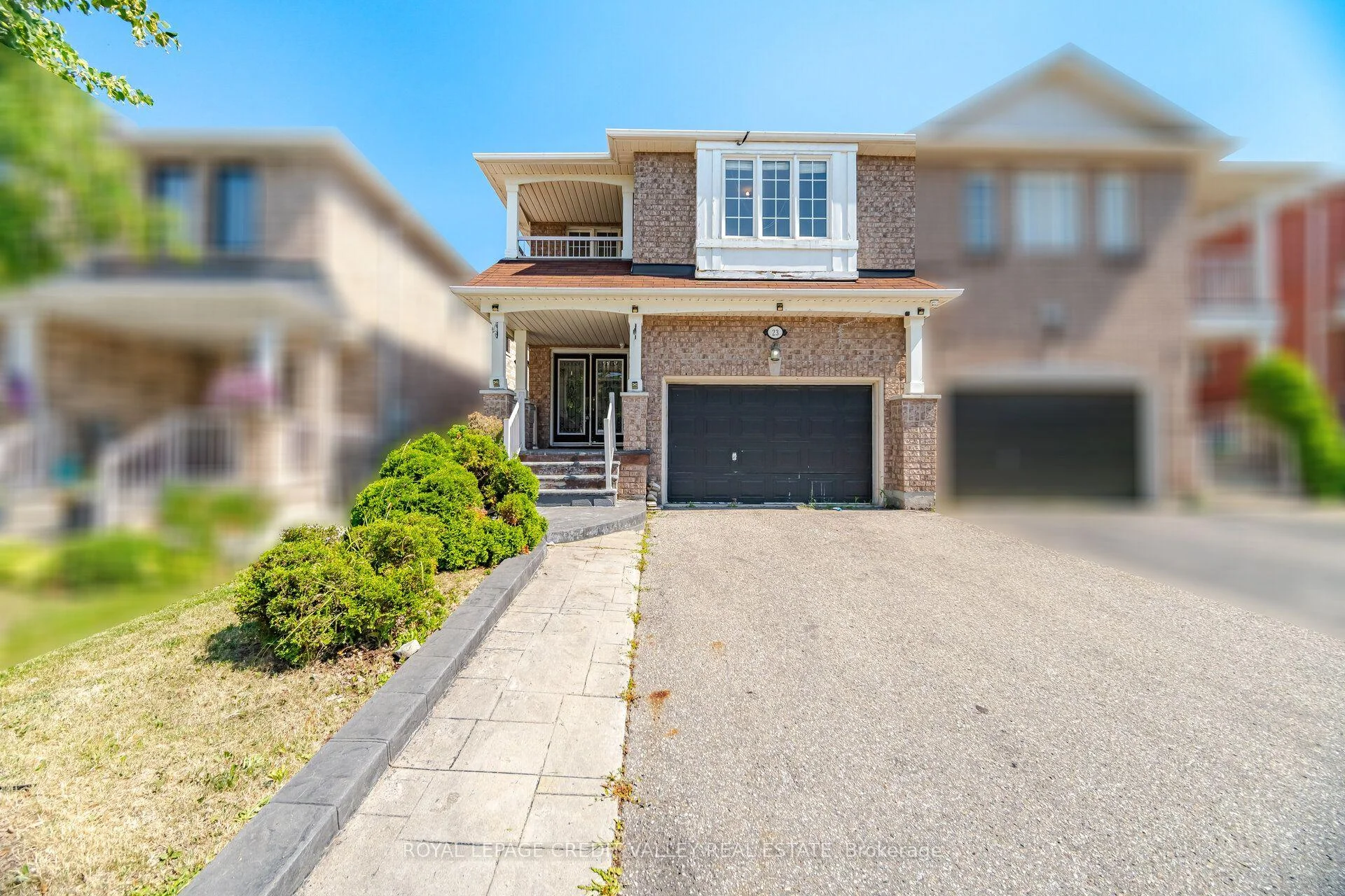 Photo 4 of 23 Capistro Street, Brampton, Fletcher's Meadow — HOMEH