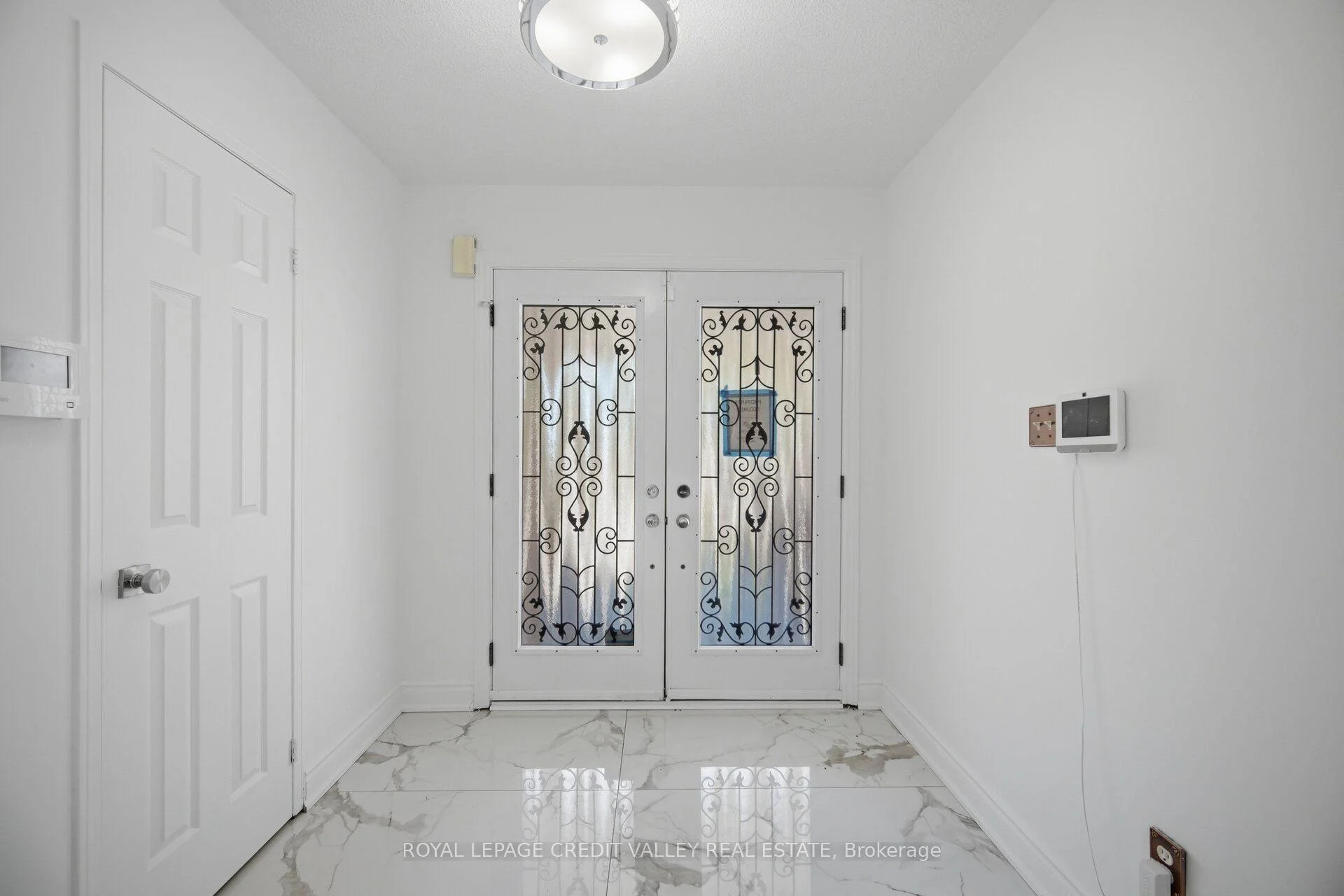 Photo 12 of 23 Capistro Street, Brampton, Fletcher's Meadow — HOMEH
