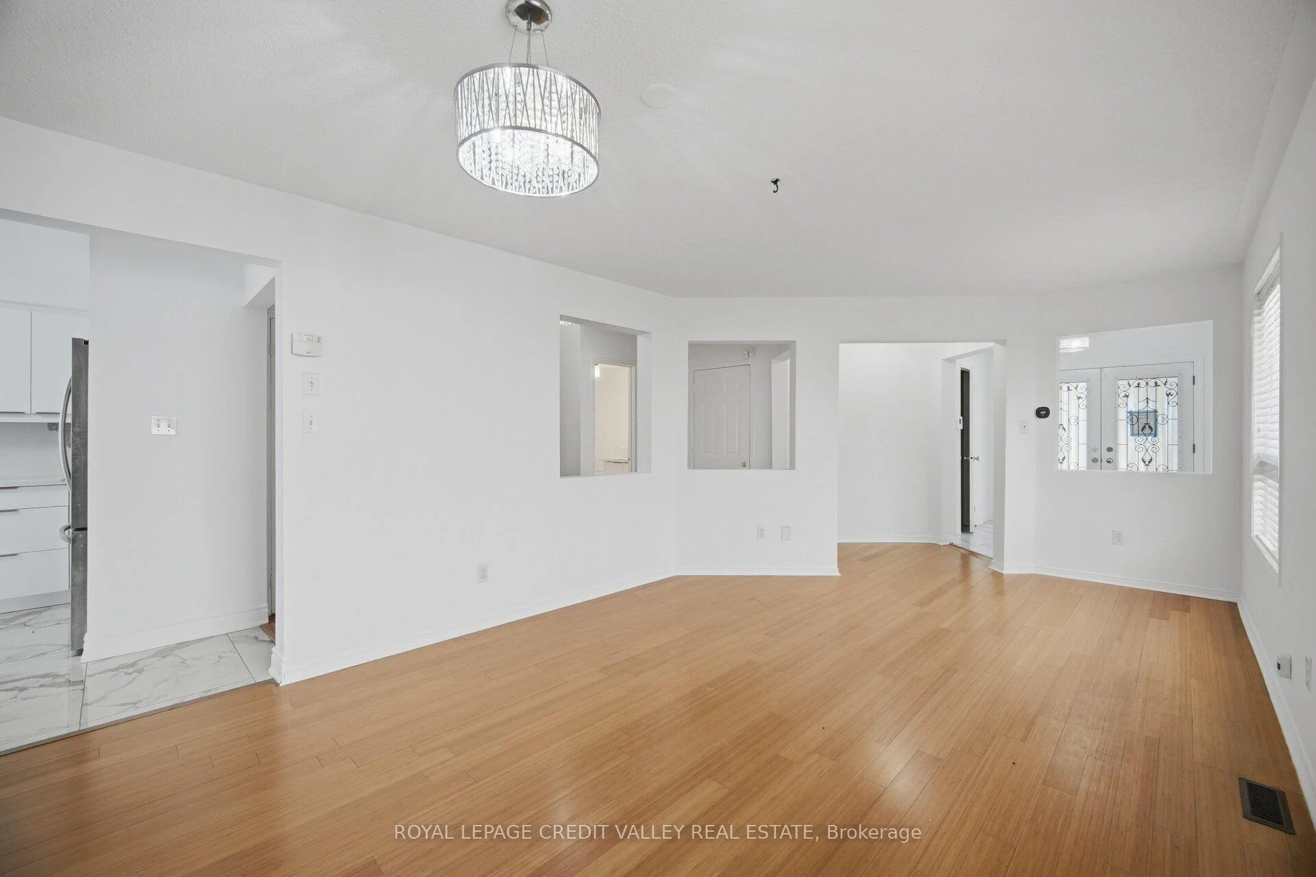 Photo 20 of 23 Capistro Street, Brampton, Fletcher's Meadow — HOMEH