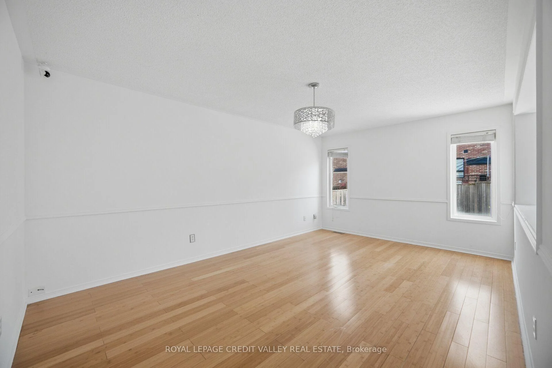 Photo 36 of 23 Capistro Street, Brampton, Fletcher's Meadow — HOMEH