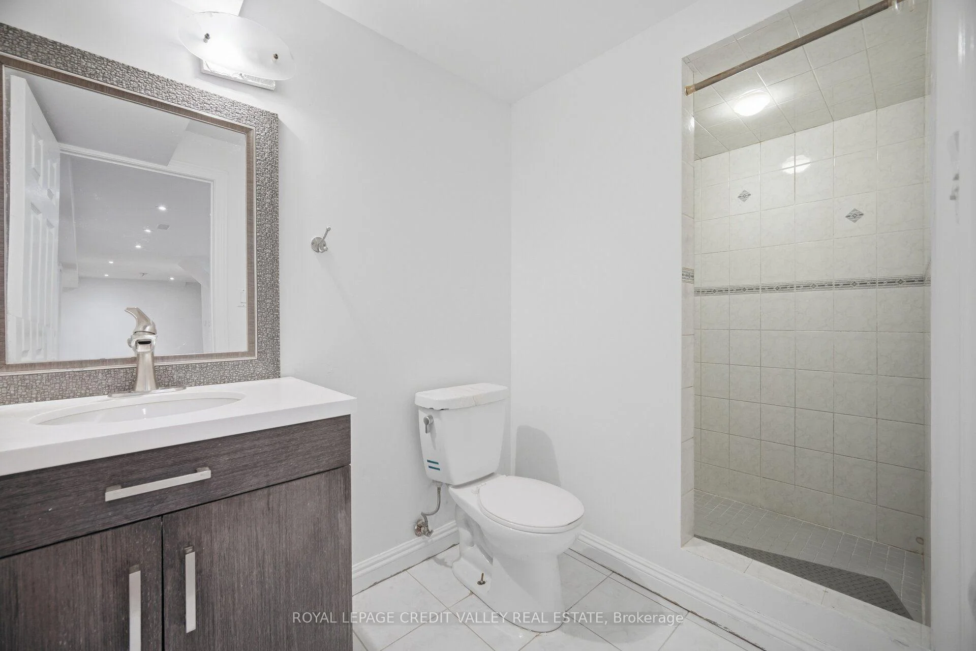 Photo 90 of 23 Capistro Street, Brampton, Fletcher's Meadow — HOMEH