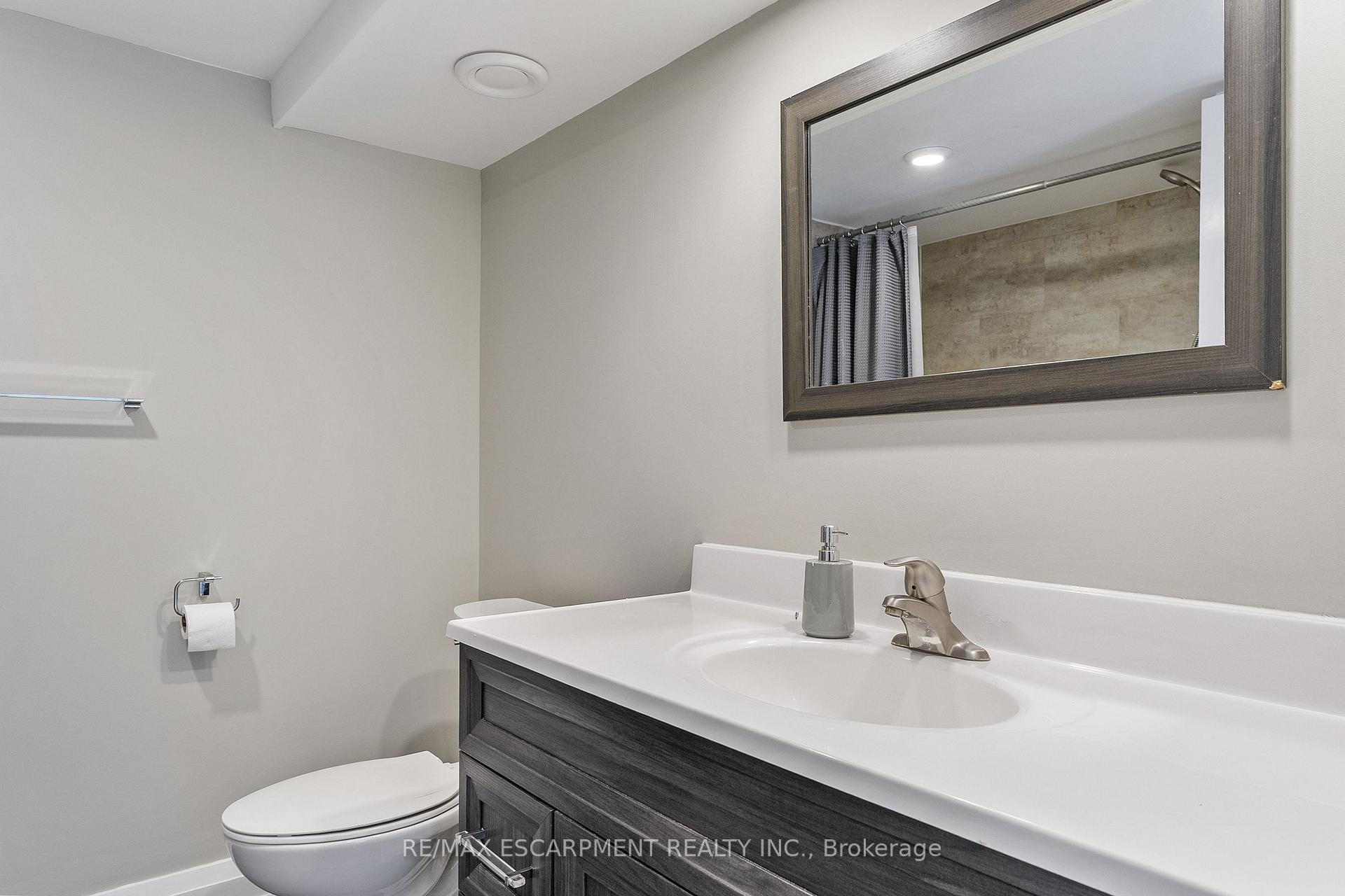 Photo 27 of Unit 19, 3233 Derry Road E, Mississauga, Malton — HOMEH