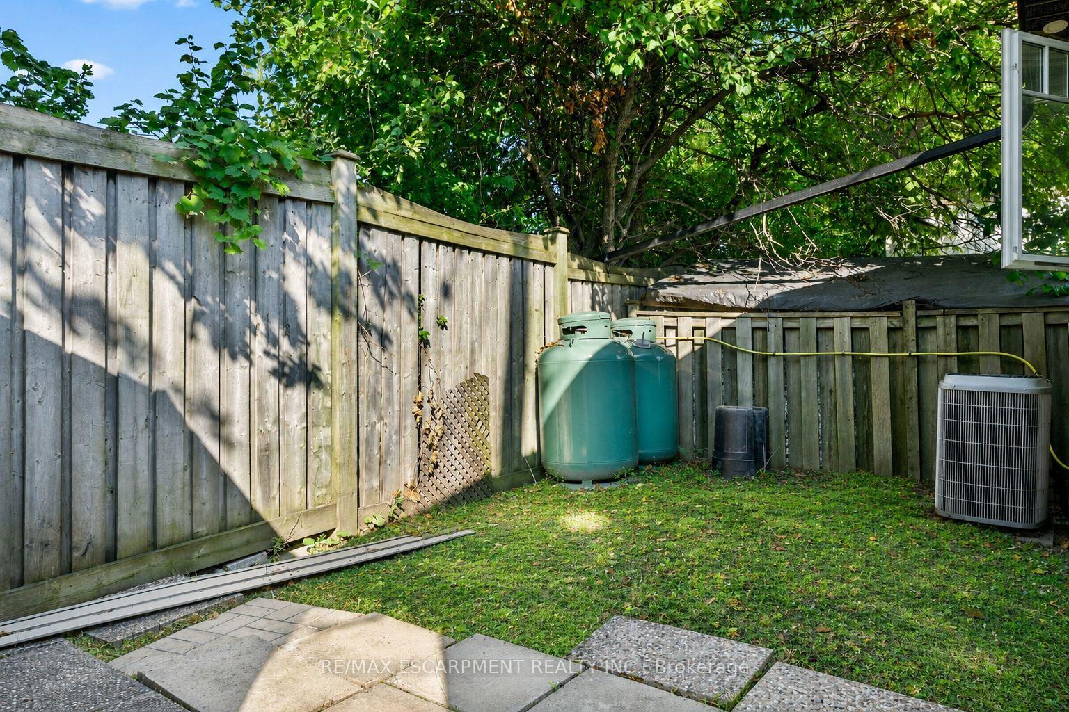 Photo 32 of Unit 19, 3233 Derry Road E, Mississauga, Malton — HOMEH