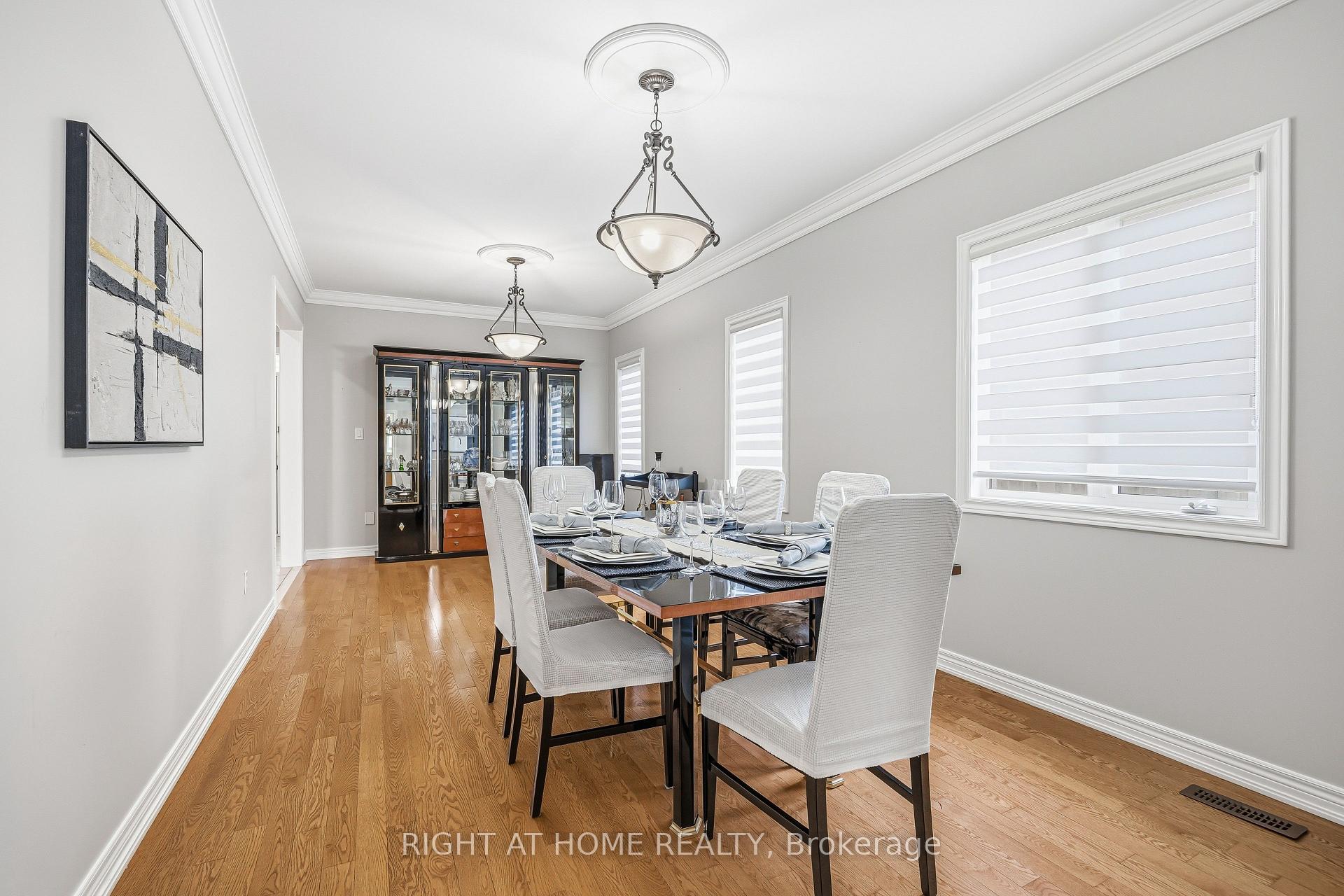 Photo 7 of 2275 Whitecliffe Way, Oakville, Westmount — HOMEH