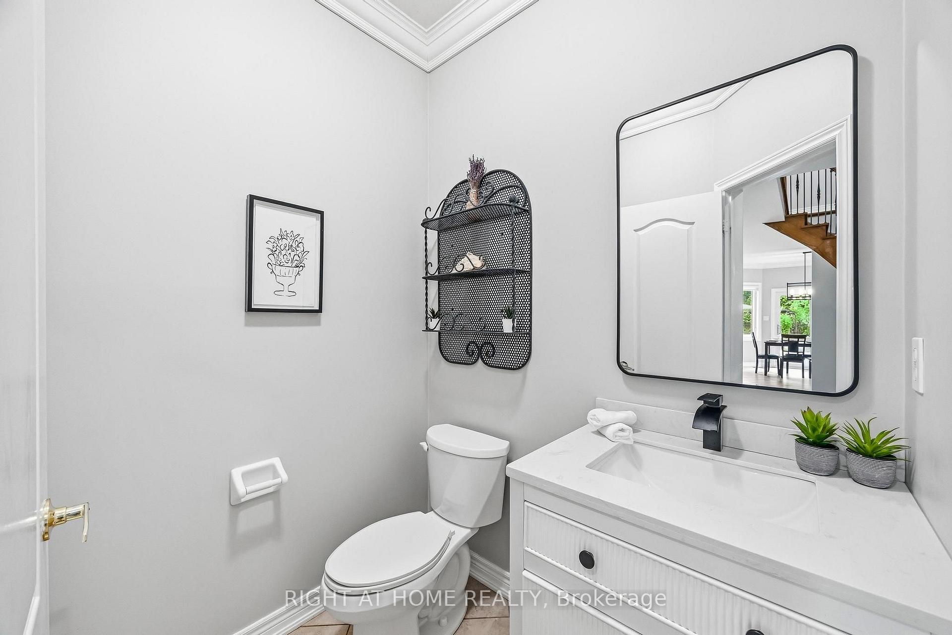 Photo 11 of 2275 Whitecliffe Way, Oakville, Westmount — HOMEH