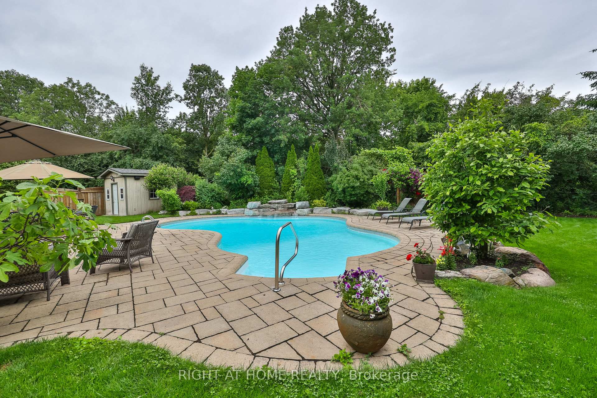 Photo 34 of 2275 Whitecliffe Way, Oakville, Westmount — HOMEH