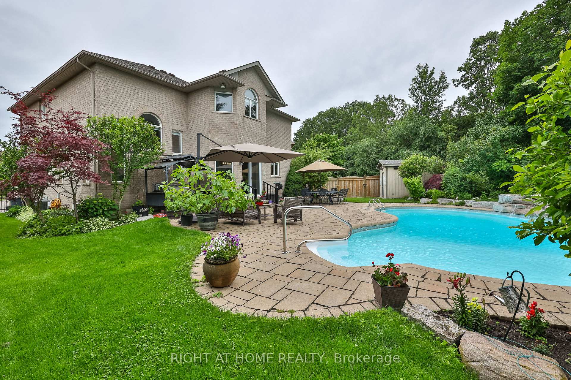 Photo 36 of 2275 Whitecliffe Way, Oakville, Westmount — HOMEH