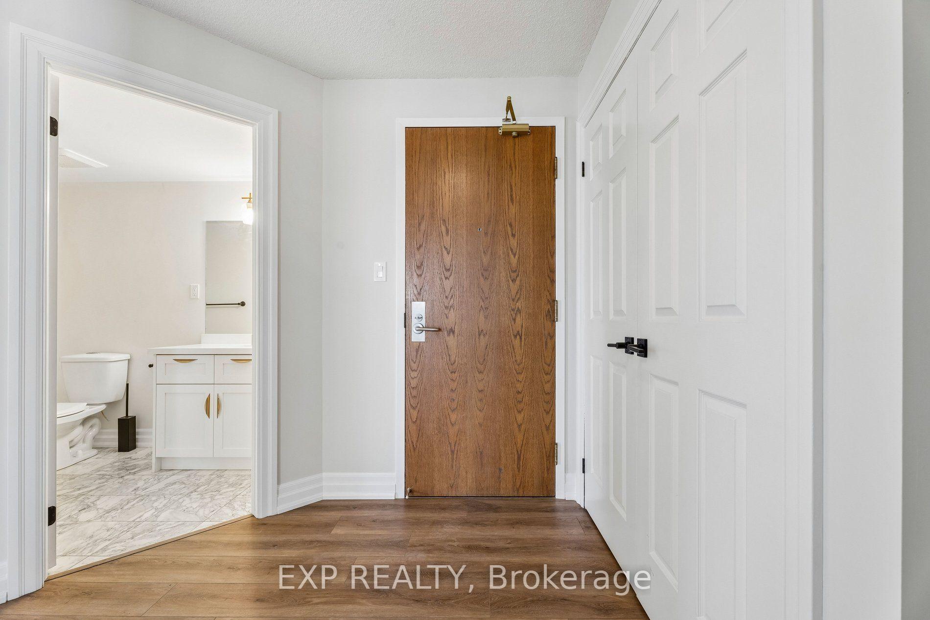 Photo 7 of Unit 1304, 67 Caroline Street S, Hamilton, Durand — HOMEH