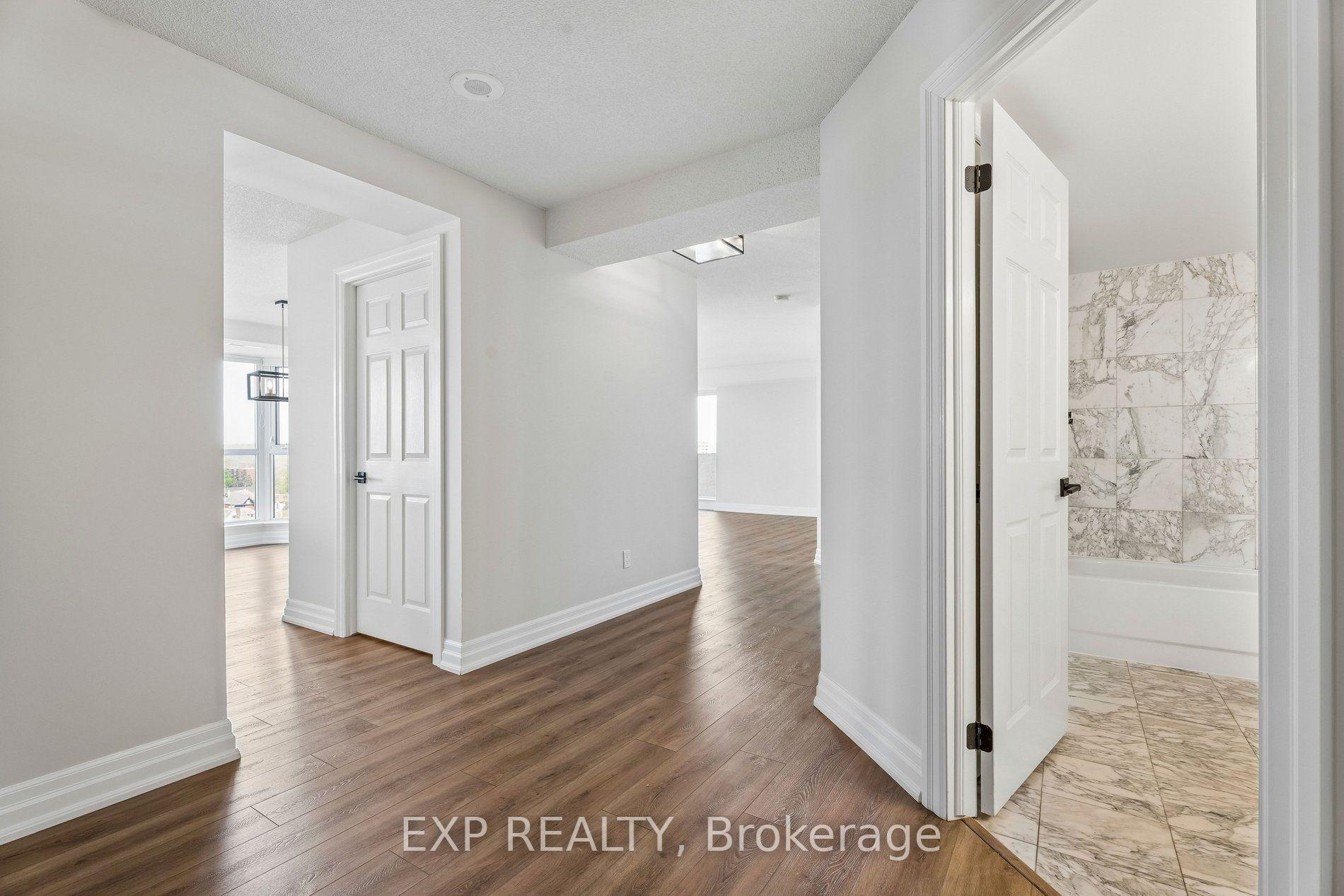 Photo 9 of Unit 1304, 67 Caroline Street S, Hamilton, Durand — HOMEH