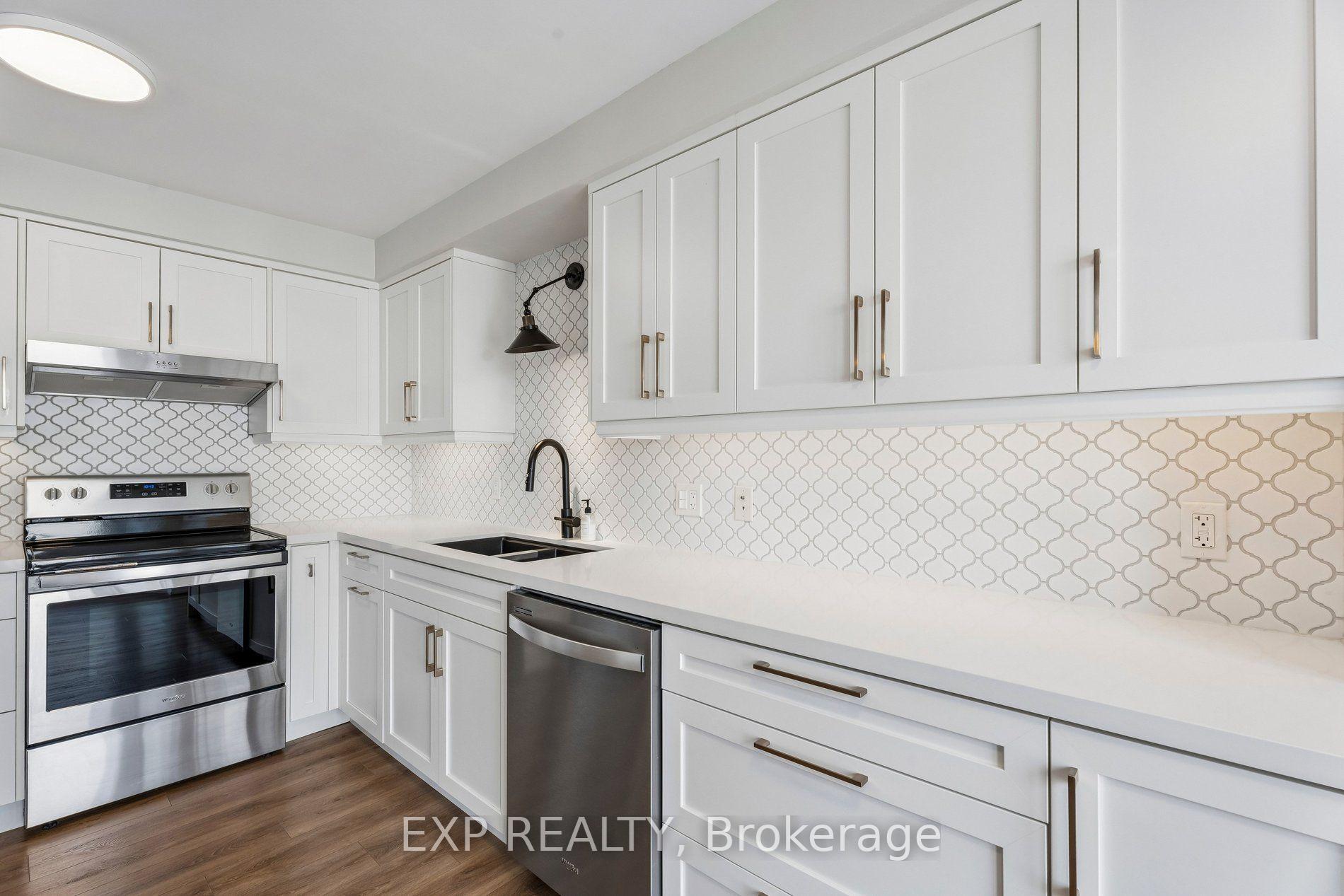 Photo 15 of Unit 1304, 67 Caroline Street S, Hamilton, Durand — HOMEH