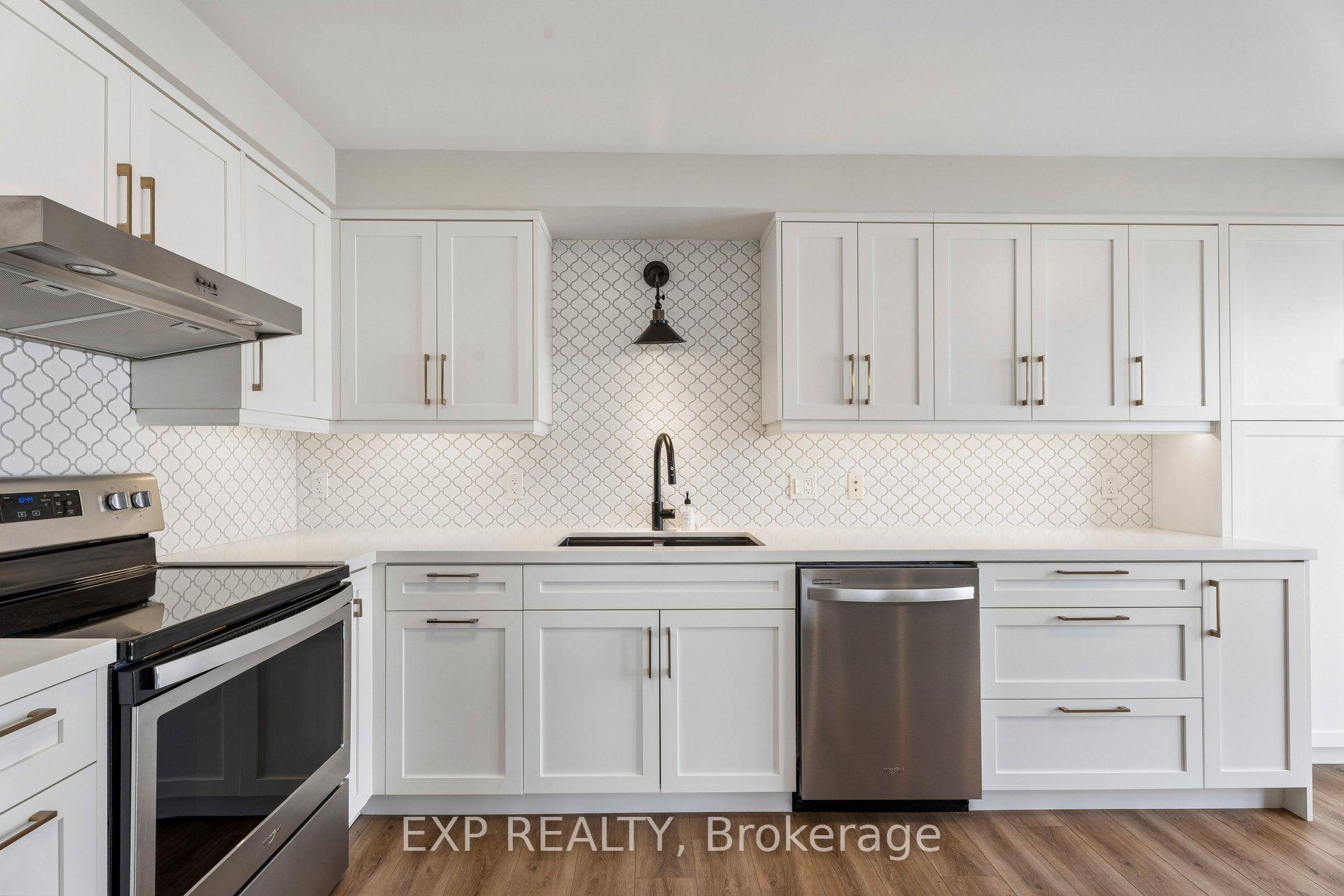 Photo 16 of Unit 1304, 67 Caroline Street S, Hamilton, Durand — HOMEH