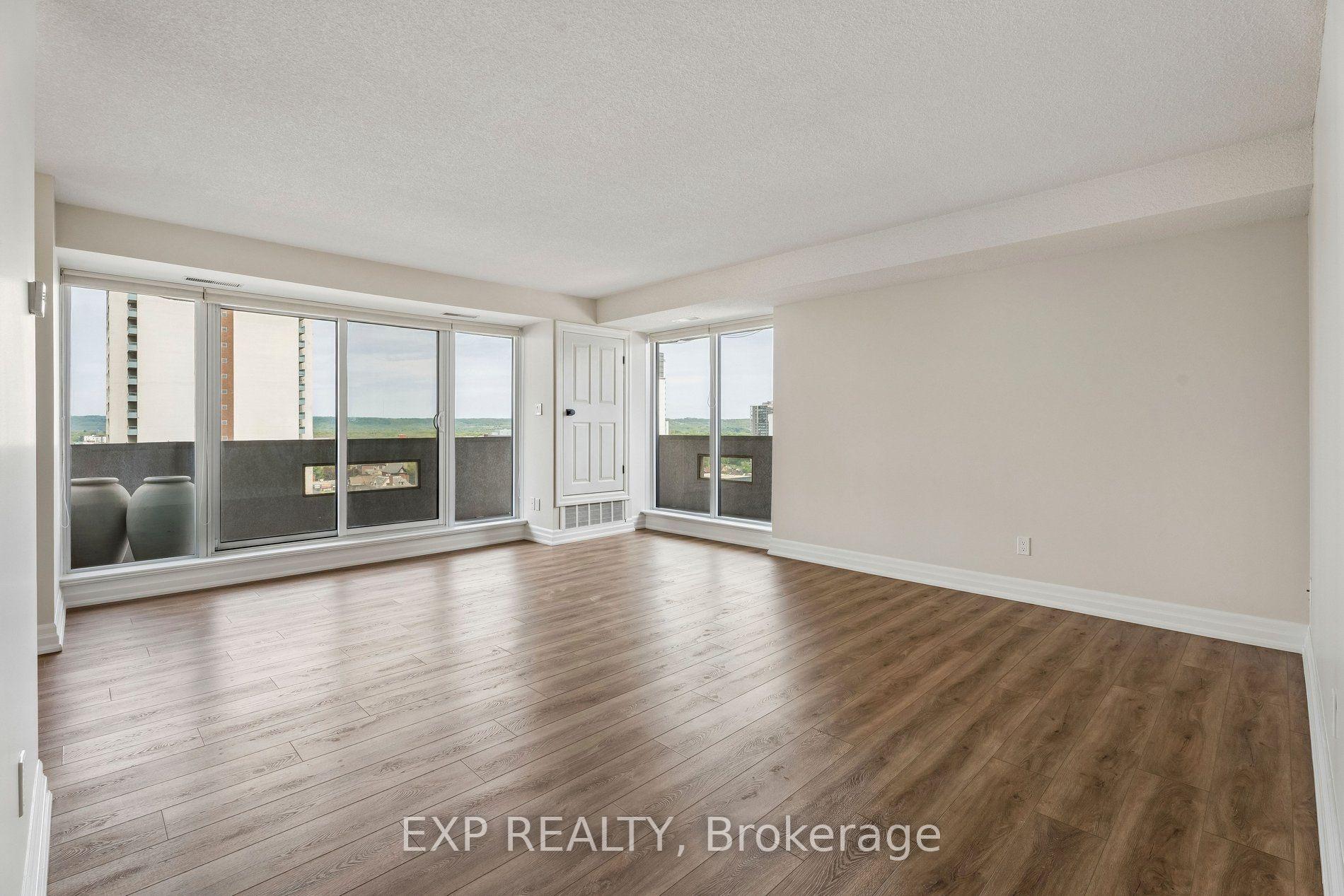 Photo 26 of Unit 1304, 67 Caroline Street S, Hamilton, Durand — HOMEH
