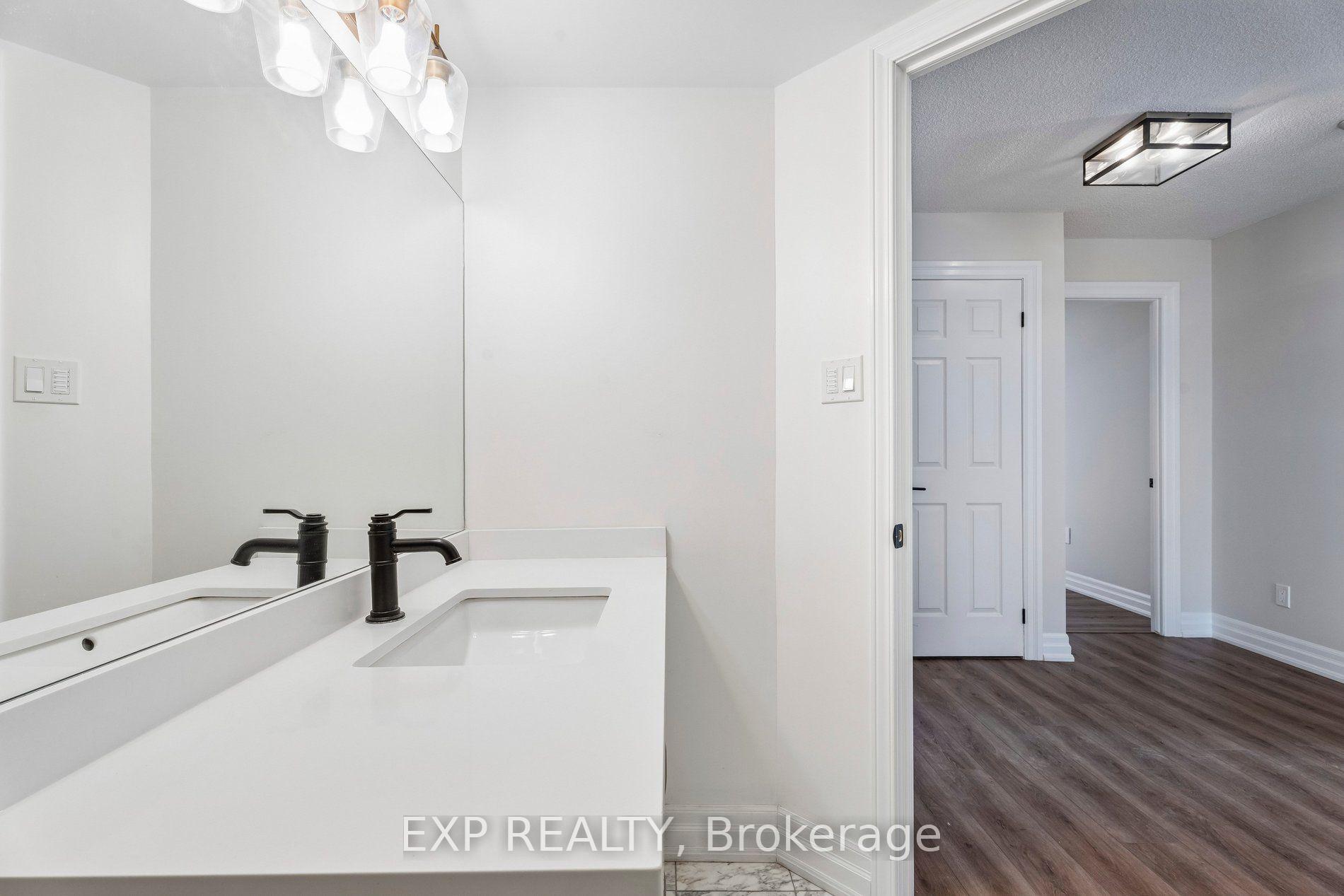 Photo 31 of Unit 1304, 67 Caroline Street S, Hamilton, Durand — HOMEH