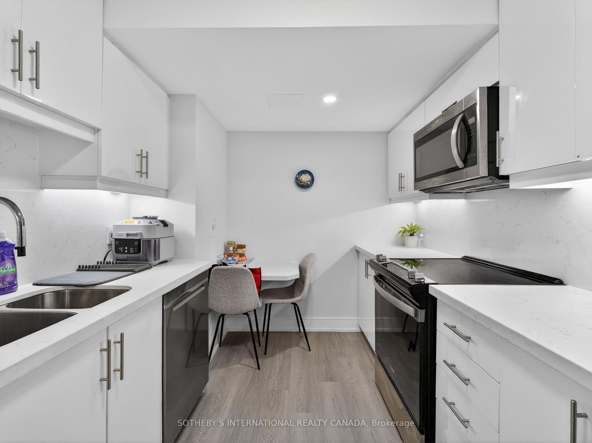 Photo 12 of Unit 1B, 24 College View Avenue, Toronto, Yonge-Eglinton — HOMEH