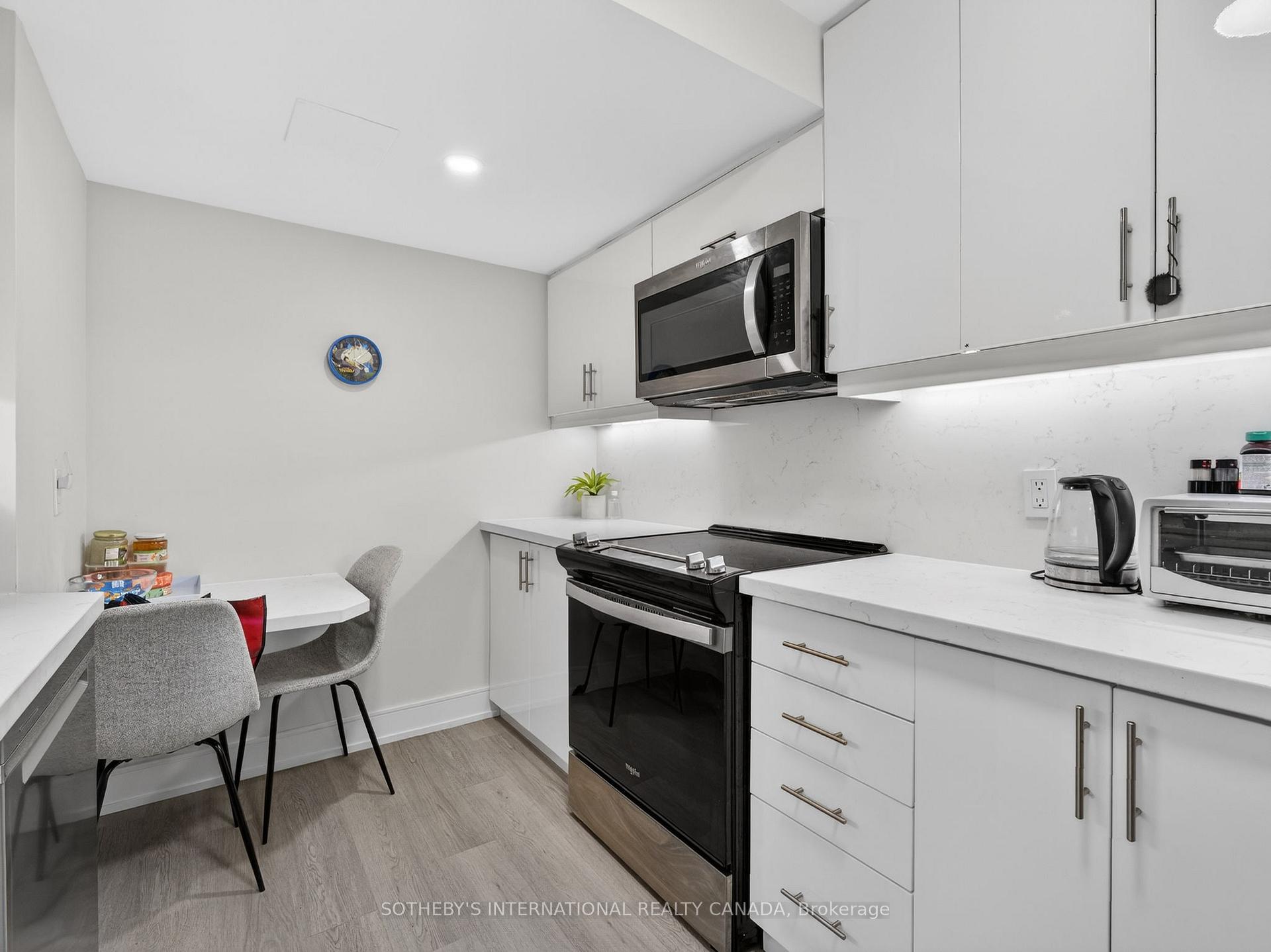 Photo 14 of Unit 1B, 24 College View Avenue, Toronto, Yonge-Eglinton — HOMEH