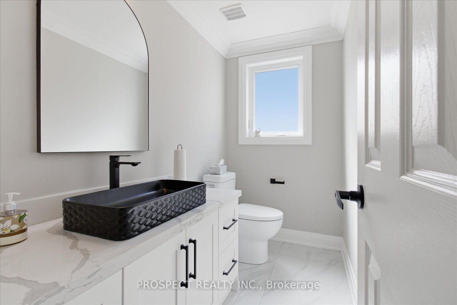 Photo 6 of 348 Vellore Avenue, Vaughan, Vellore Village — HOMEH