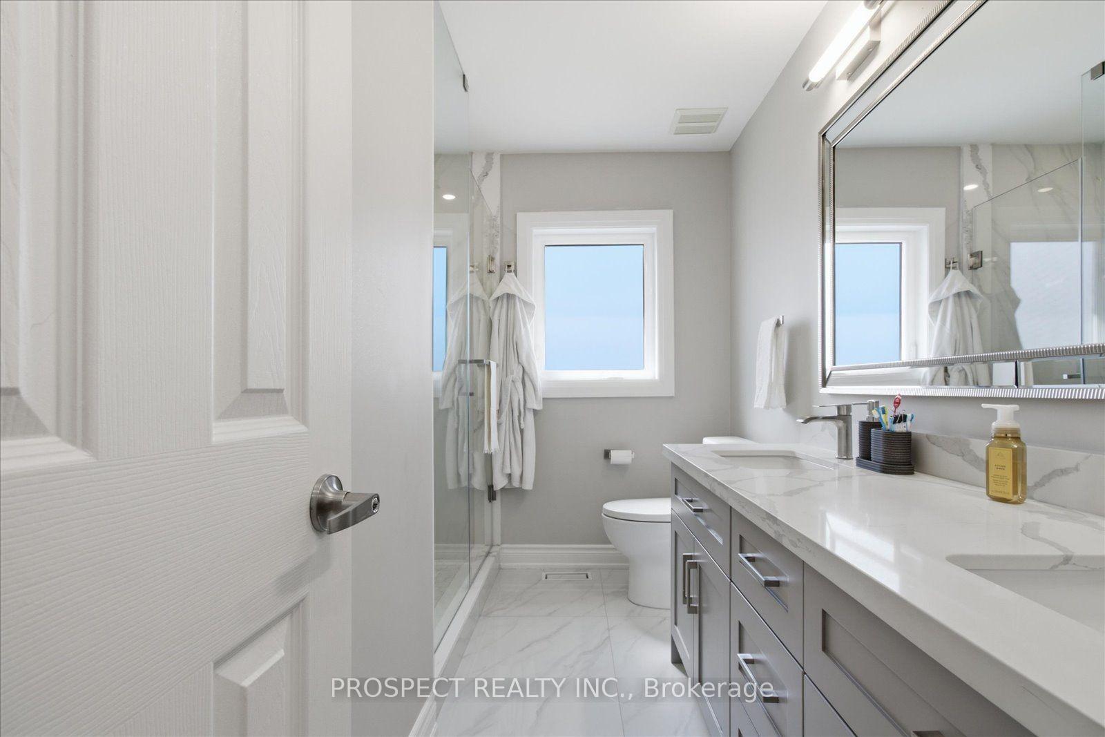 Photo 12 of 348 Vellore Avenue, Vaughan, Vellore Village — HOMEH