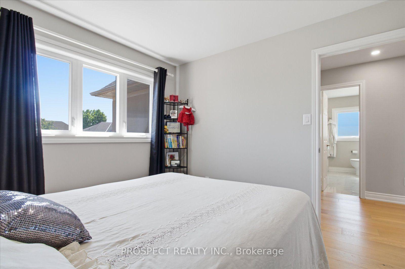 Photo 14 of 348 Vellore Avenue, Vaughan, Vellore Village — HOMEH