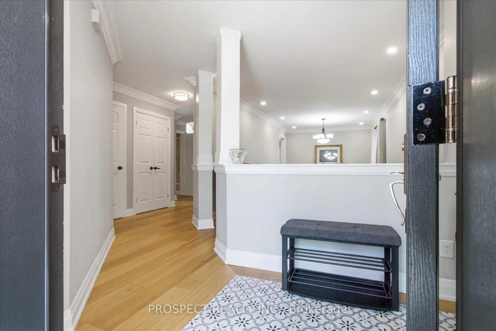 Photo 4 of 348 Vellore Avenue, Vaughan, Vellore Village — HOMEH