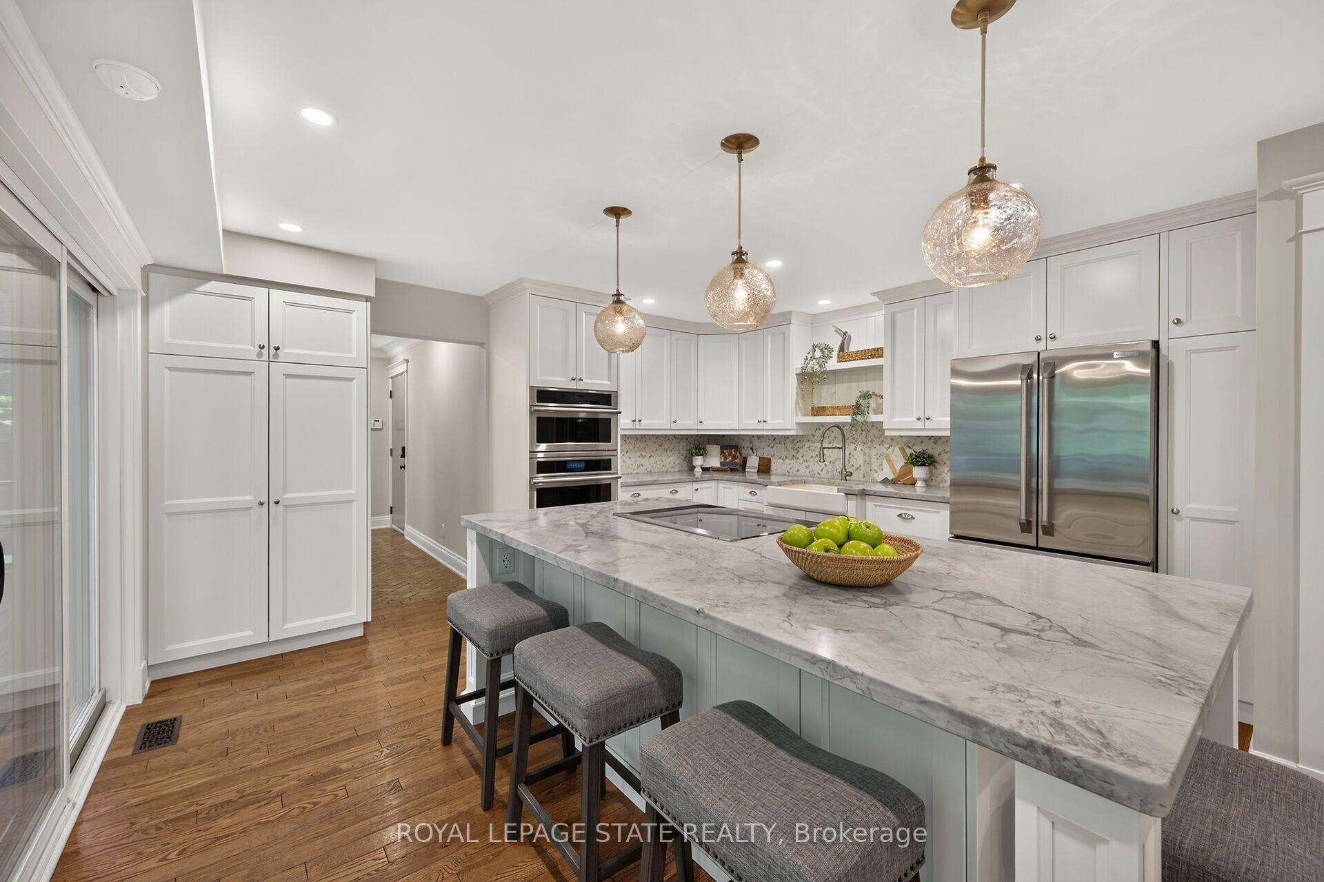 Photo 10 of 341 Lima Court, Hamilton, Meadowlands — HOMEH