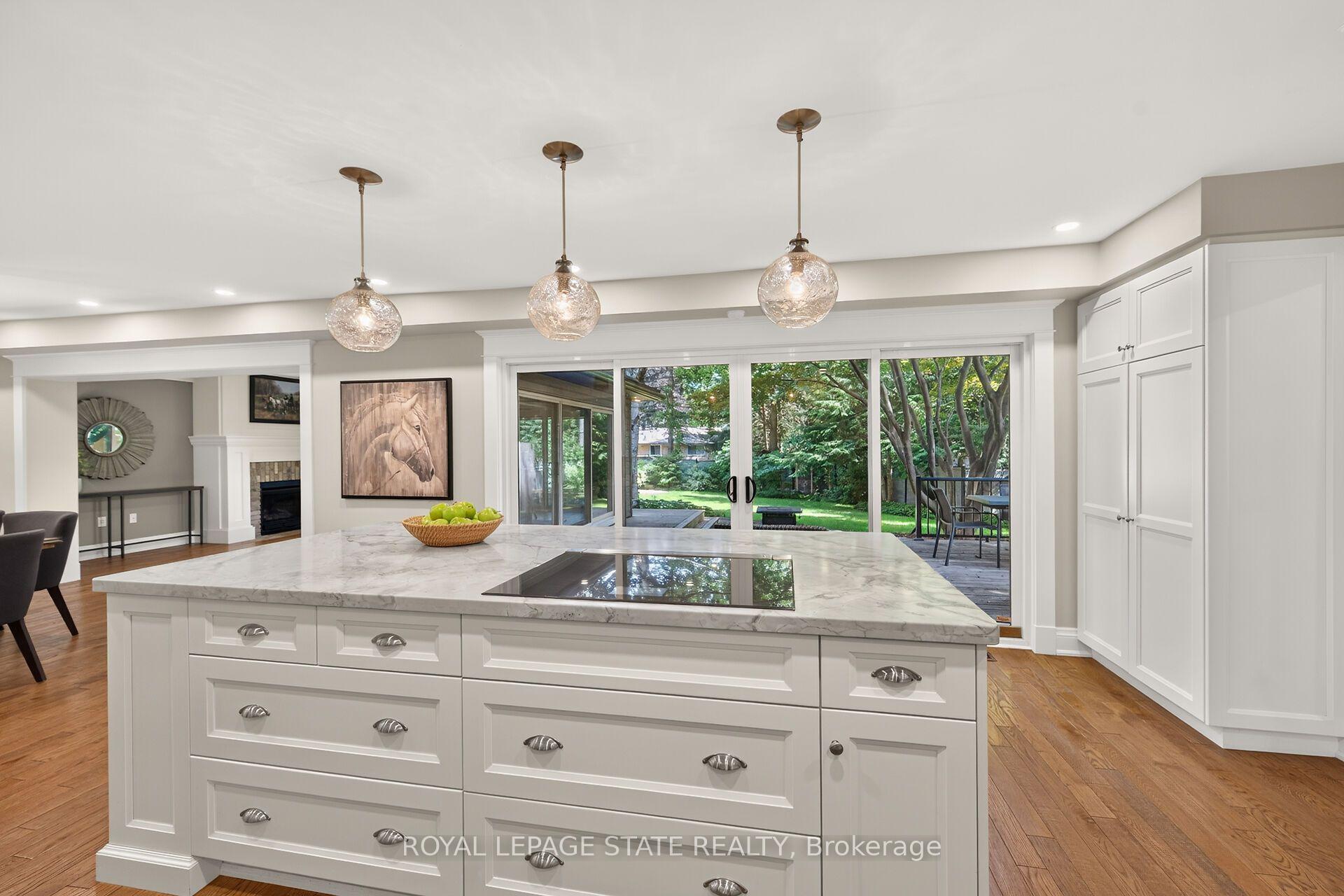 Photo 11 of 341 Lima Court, Hamilton, Meadowlands — HOMEH