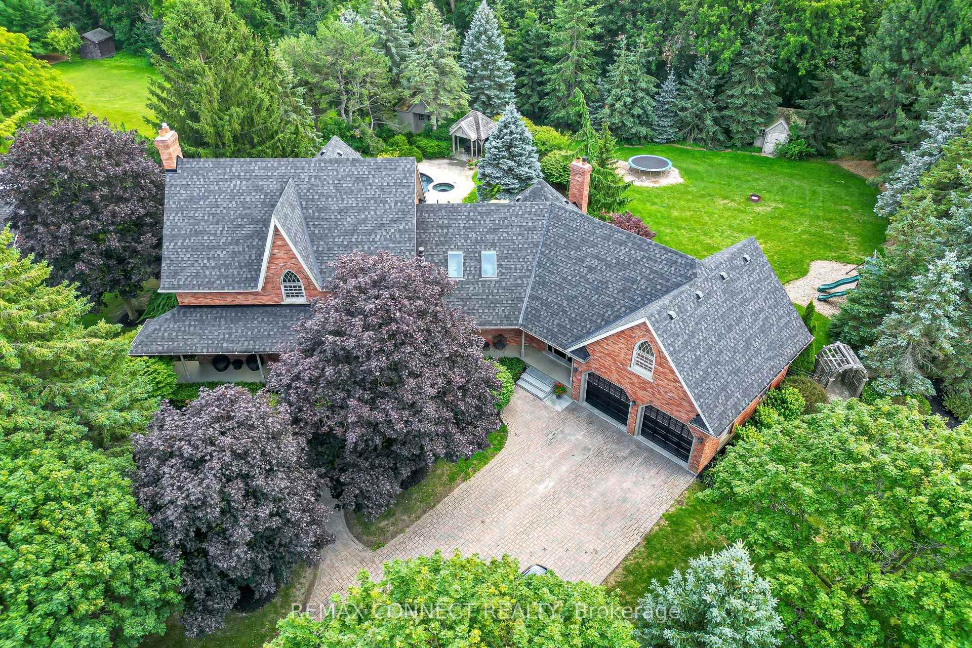 Photo 1 of 255 Loretta Crescent, Whitchurch-Stouffville, Stouffville — HOMEH