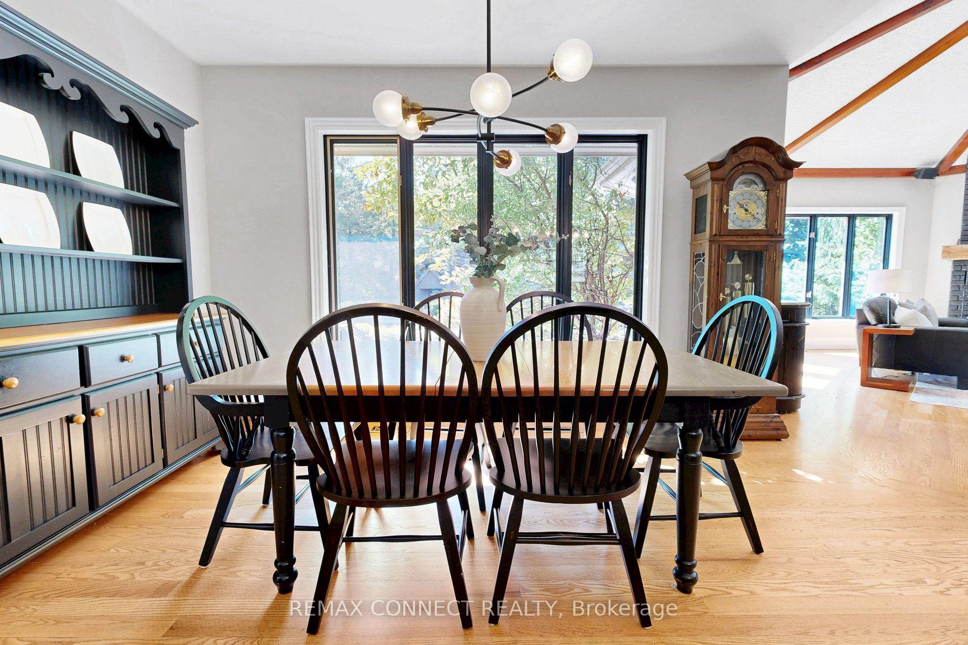 Photo 13 of 255 Loretta Crescent, Whitchurch-Stouffville, Stouffville — HOMEH