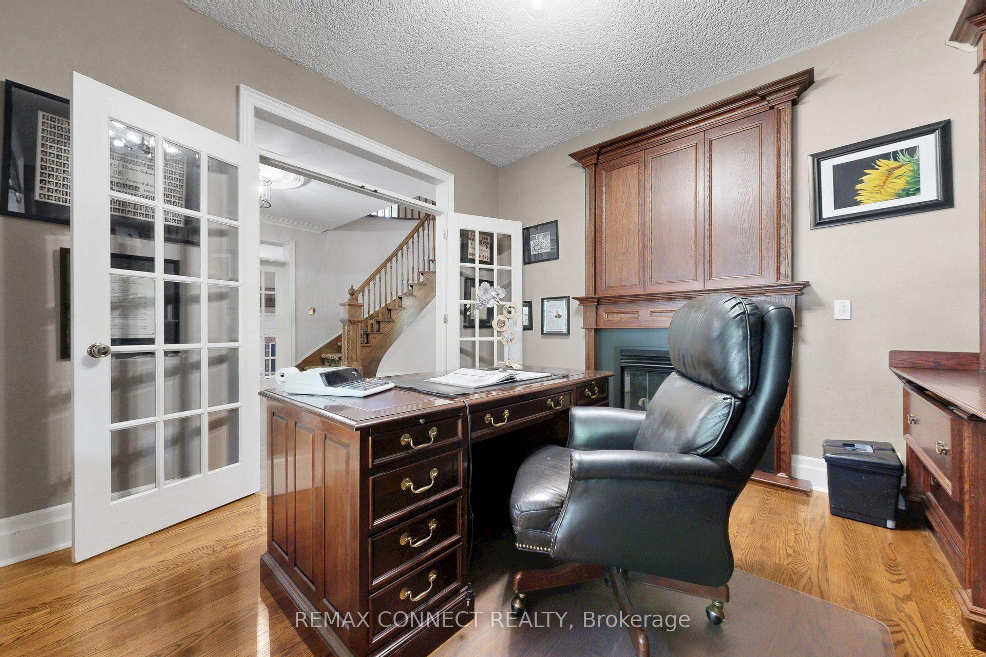 Photo 14 of 255 Loretta Crescent, Whitchurch-Stouffville, Stouffville — HOMEH