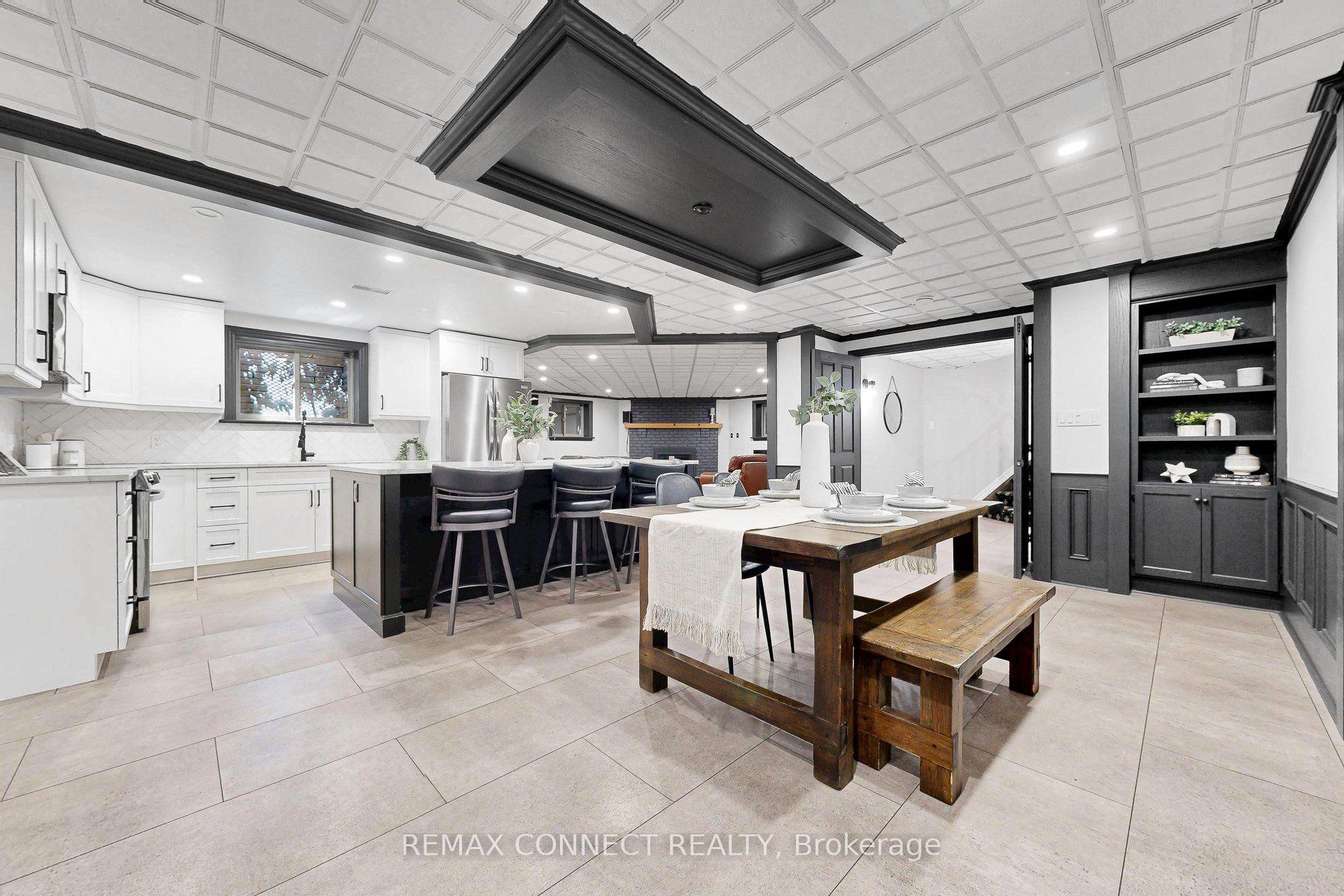 Photo 41 of 255 Loretta Crescent, Whitchurch-Stouffville, Stouffville — HOMEH