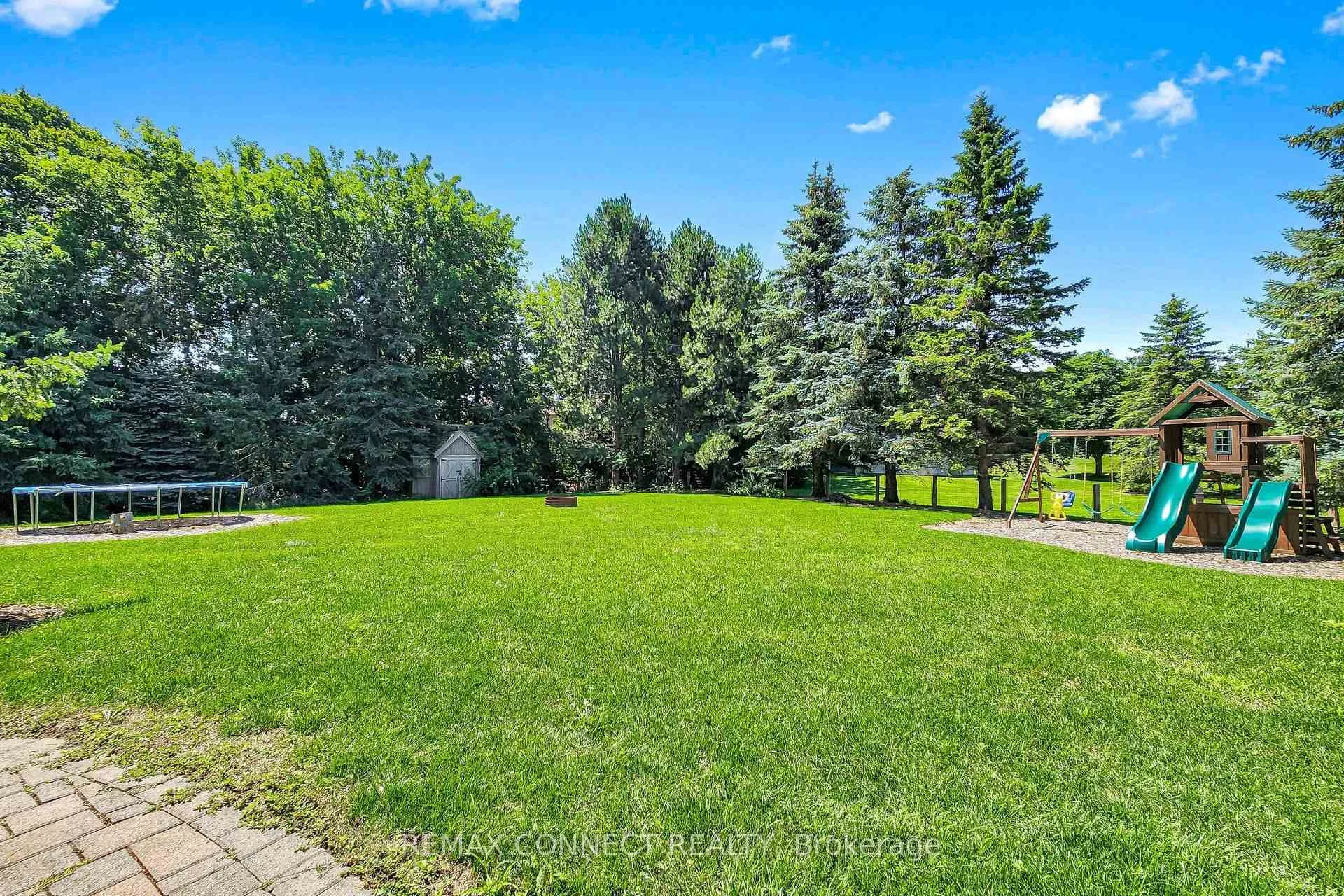 Photo 52 of 255 Loretta Crescent, Whitchurch-Stouffville, Stouffville — HOMEH
