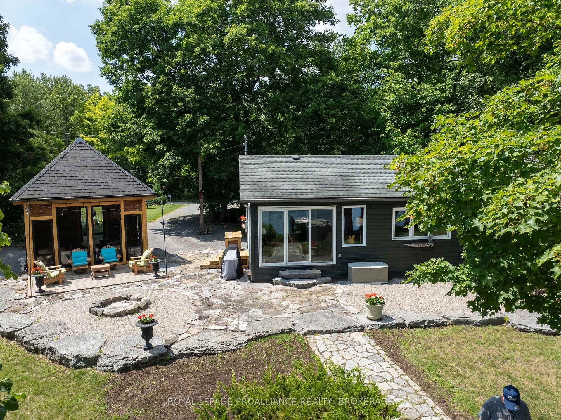 Photo 19 of 1418 Wagner Road, Frontenac, Frontenac Centre — HOMEH