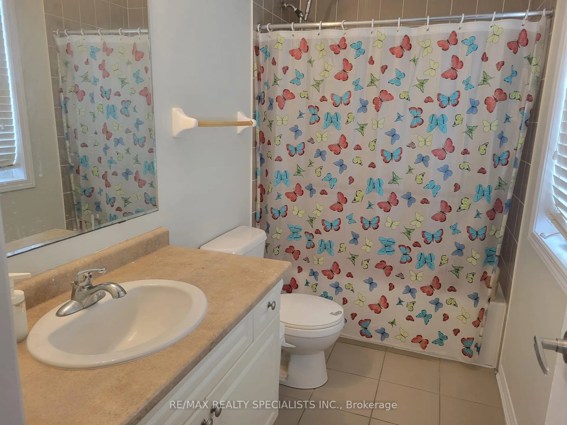 Photo 17 of Unit MAIN&UP, 26 Haverty Trail, Brampton, Northwest Brampton — HOMEH