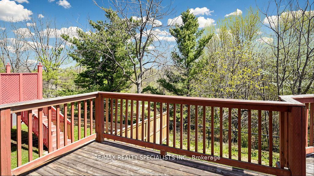 Photo 7 of 59 Sunforest Drive, Brampton, Heart Lake West — HOMEH