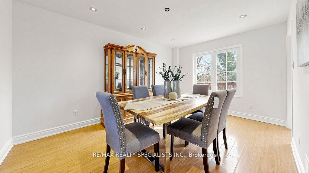 Photo 21 of 59 Sunforest Drive, Brampton, Heart Lake West — HOMEH