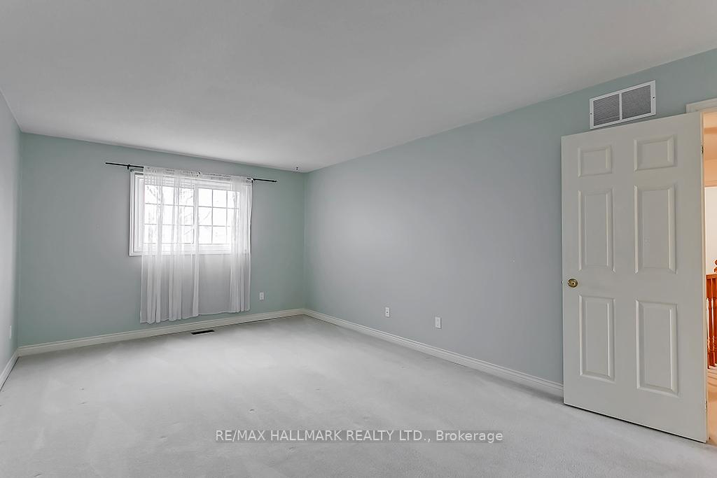 Photo 14 of 1361 Monks Passage, Oakville, Glen Abbey — HOMEH