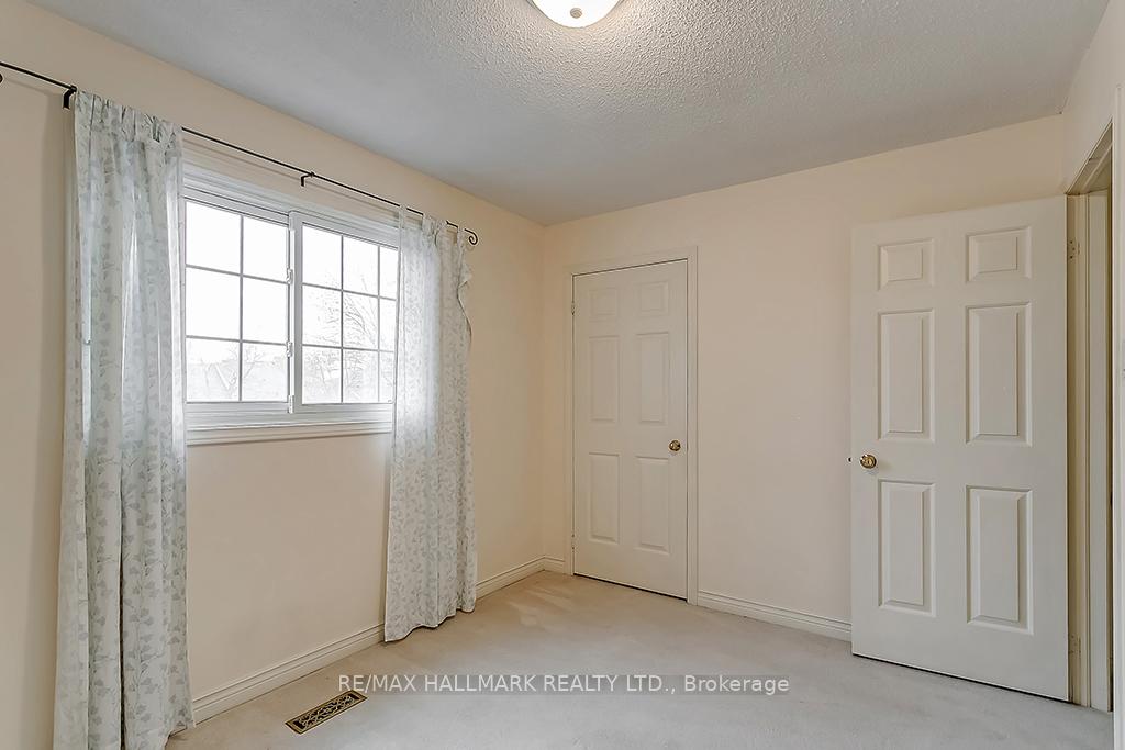 Photo 18 of 1361 Monks Passage, Oakville, Glen Abbey — HOMEH