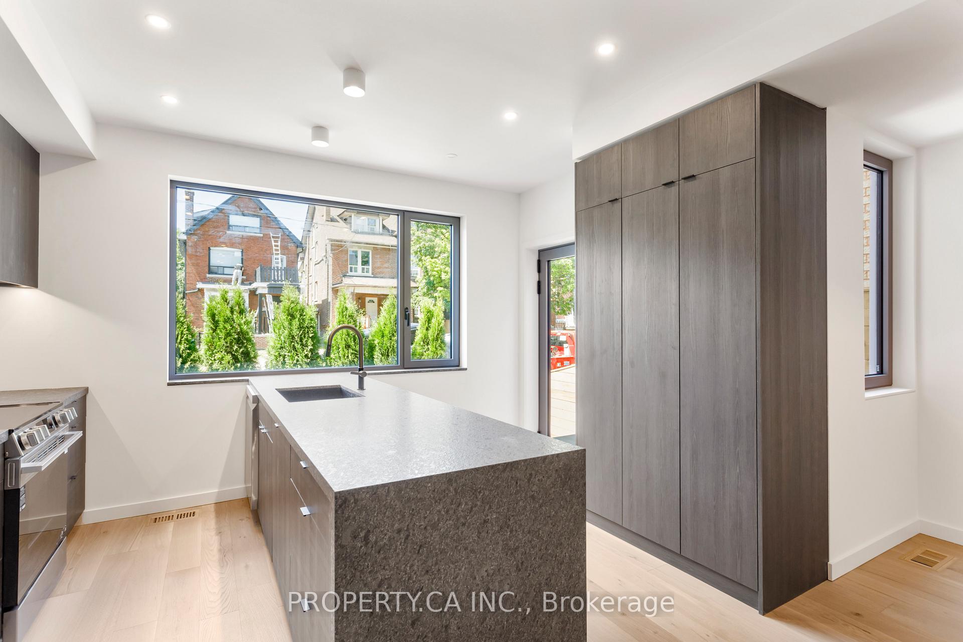Photo 6 of Unit Unit #1, 301 Keele Street, Toronto, Junction Area — HOMEH
