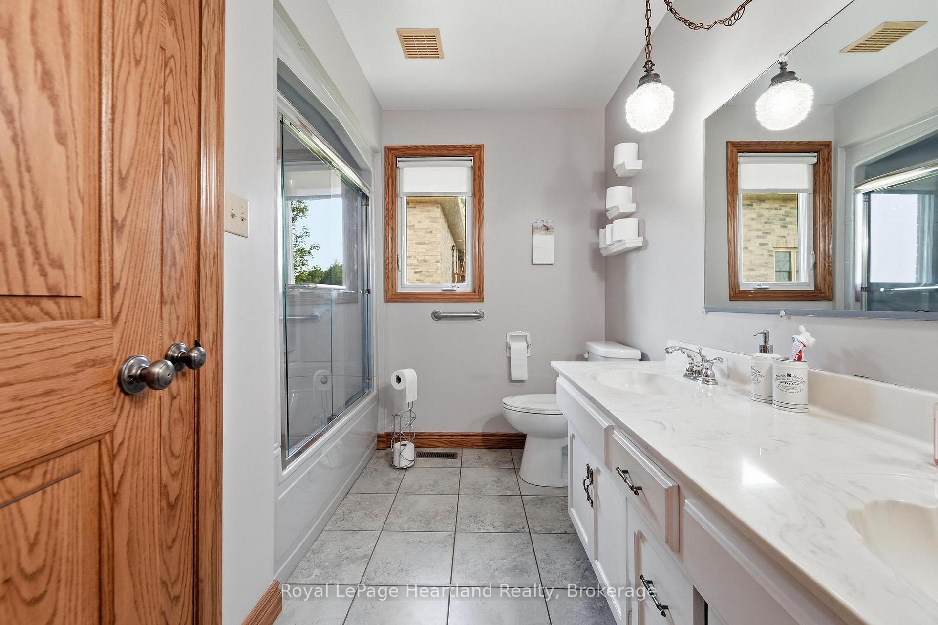 Photo 15 of 344 Albert Street, Central Huron, Clinton — HOMEH