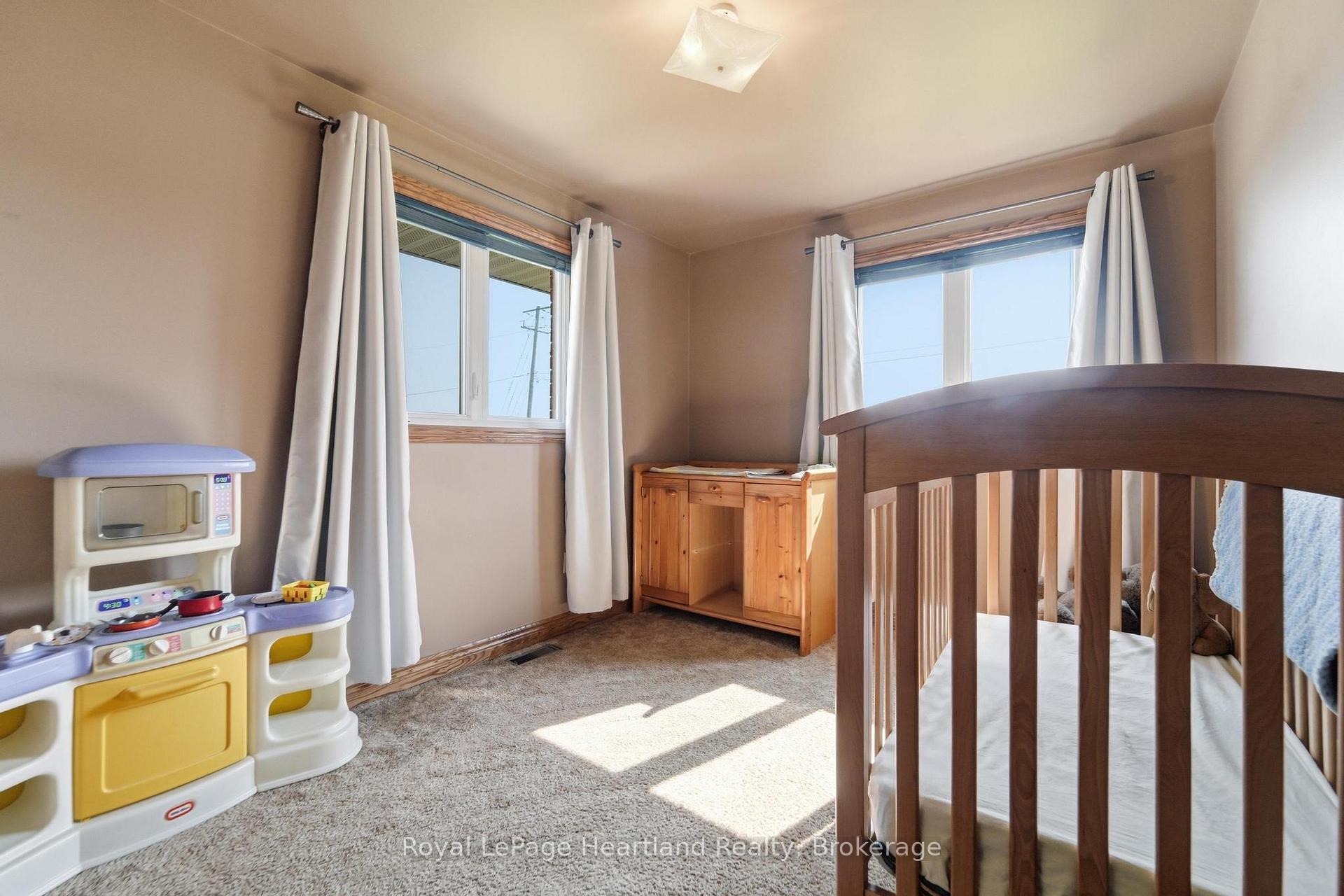 Photo 19 of 344 Albert Street, Central Huron, Clinton — HOMEH
