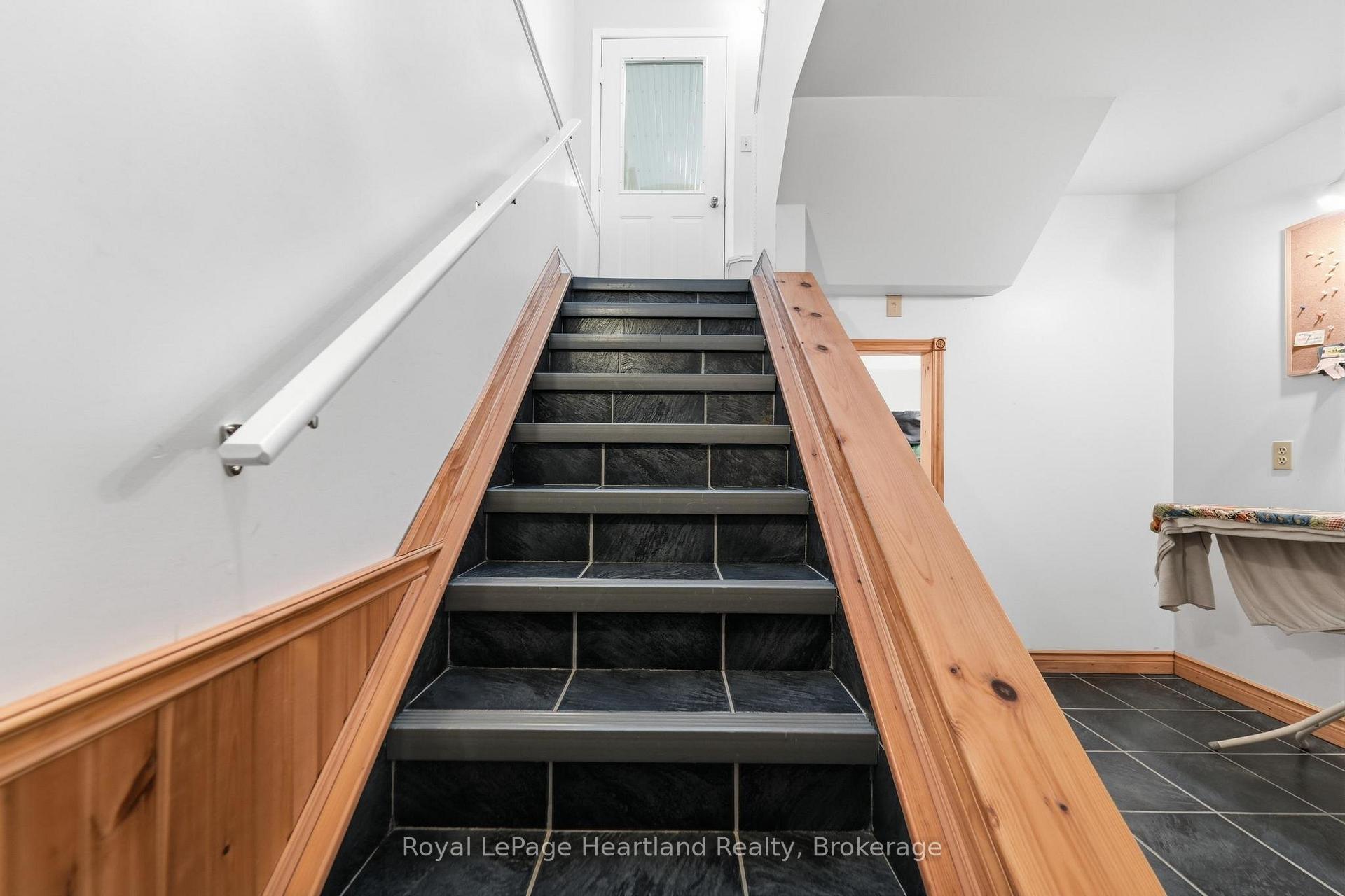 Photo 23 of 344 Albert Street, Central Huron, Clinton — HOMEH